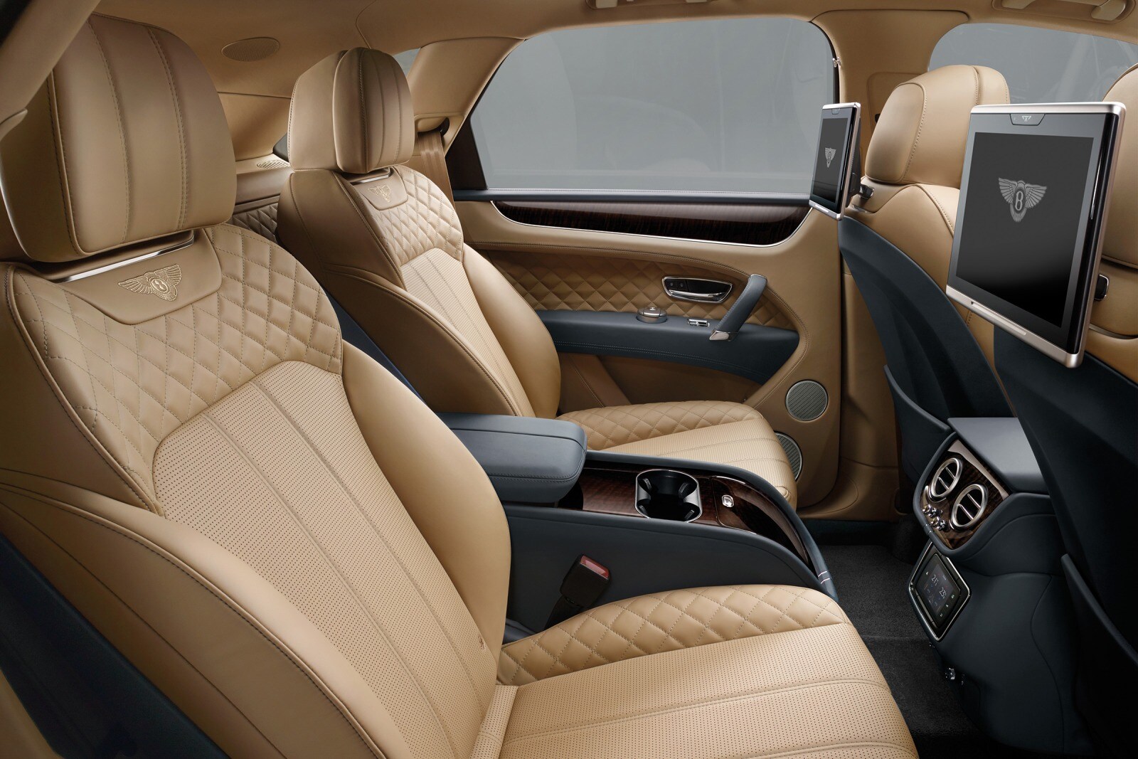 2018 Bentley Bentayga interior RI