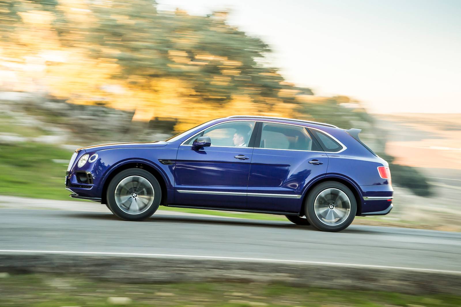 2019 Bentley Bentayga exterior S