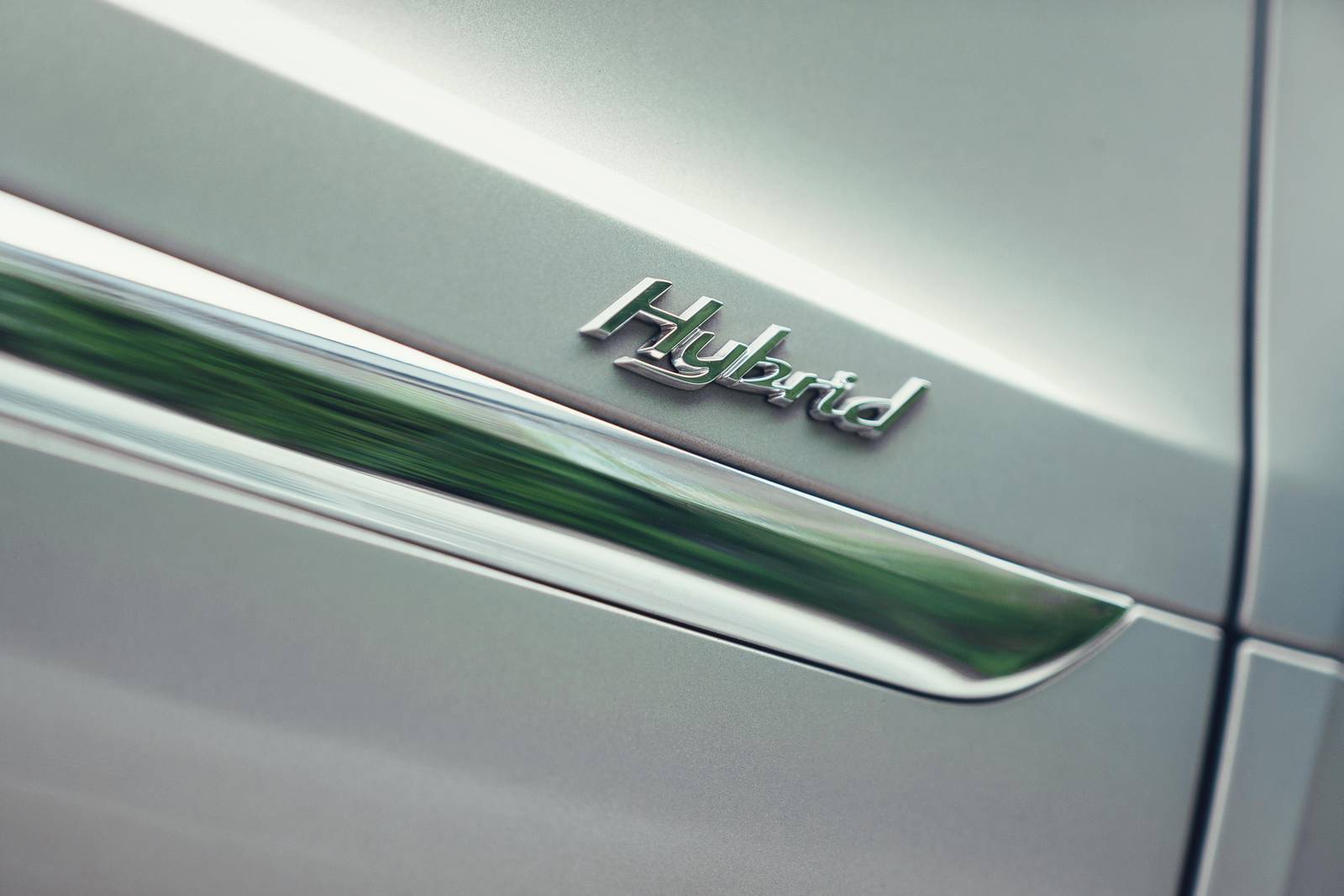 2020 Bentley Bentayga exterior FBDG