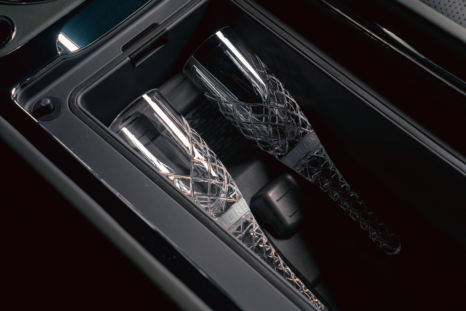 2021 Bentley Bentayga front safety DETAIL