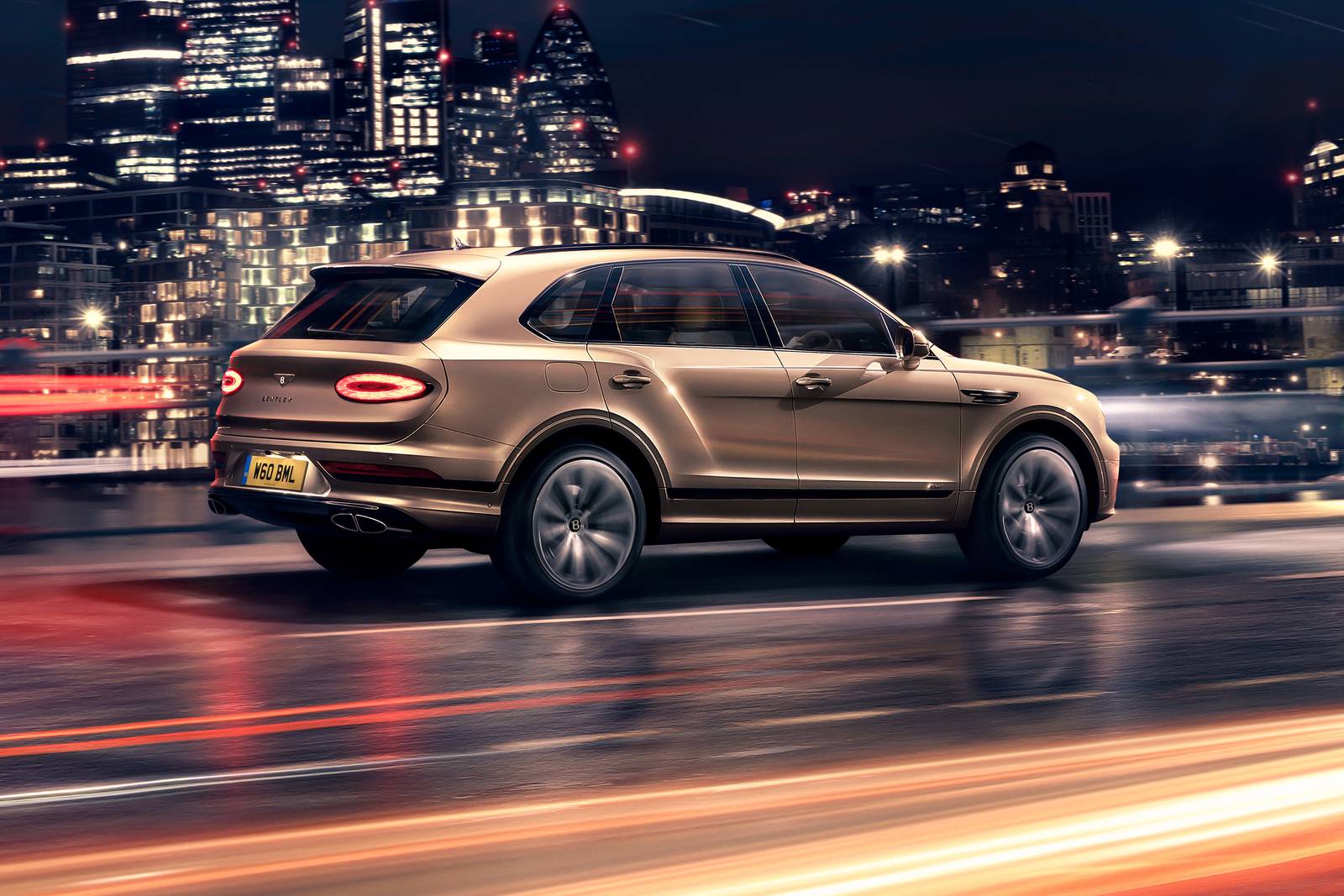 2021 Bentley Bentayga exterior LIFE1