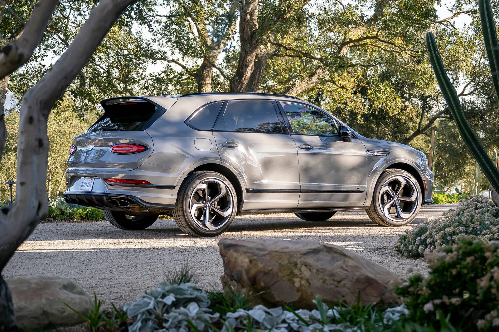 2022 Bentley Bentayga exterior F