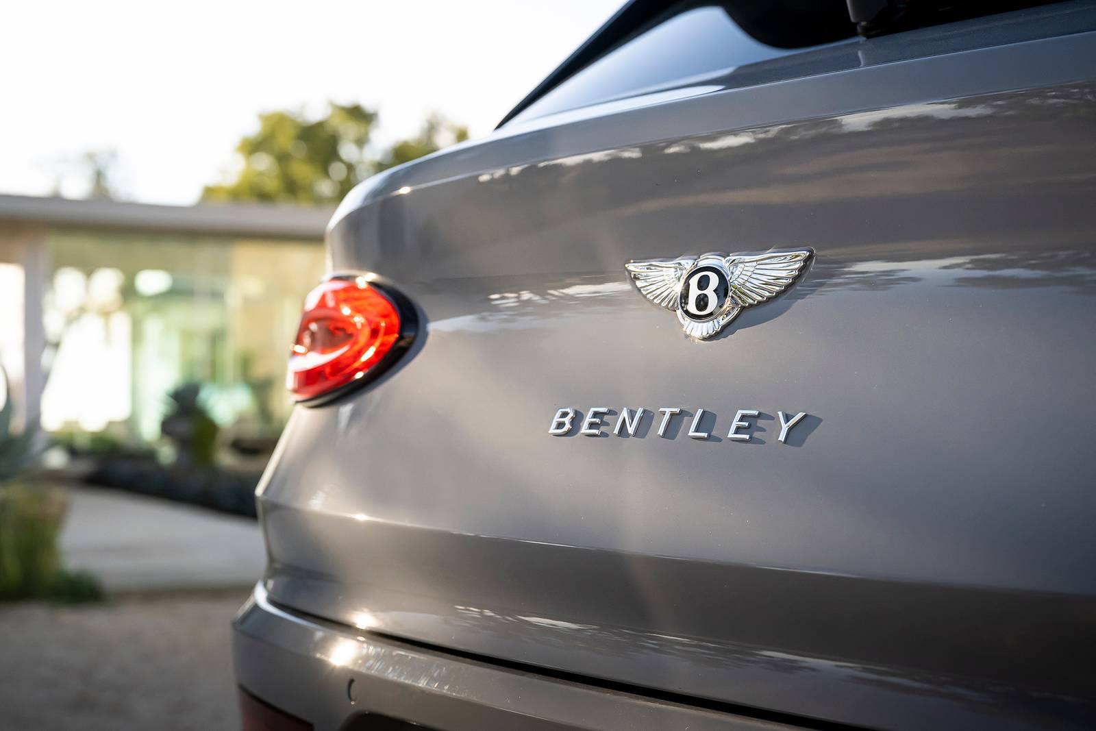 2022 Bentley Bentayga exterior RBDG