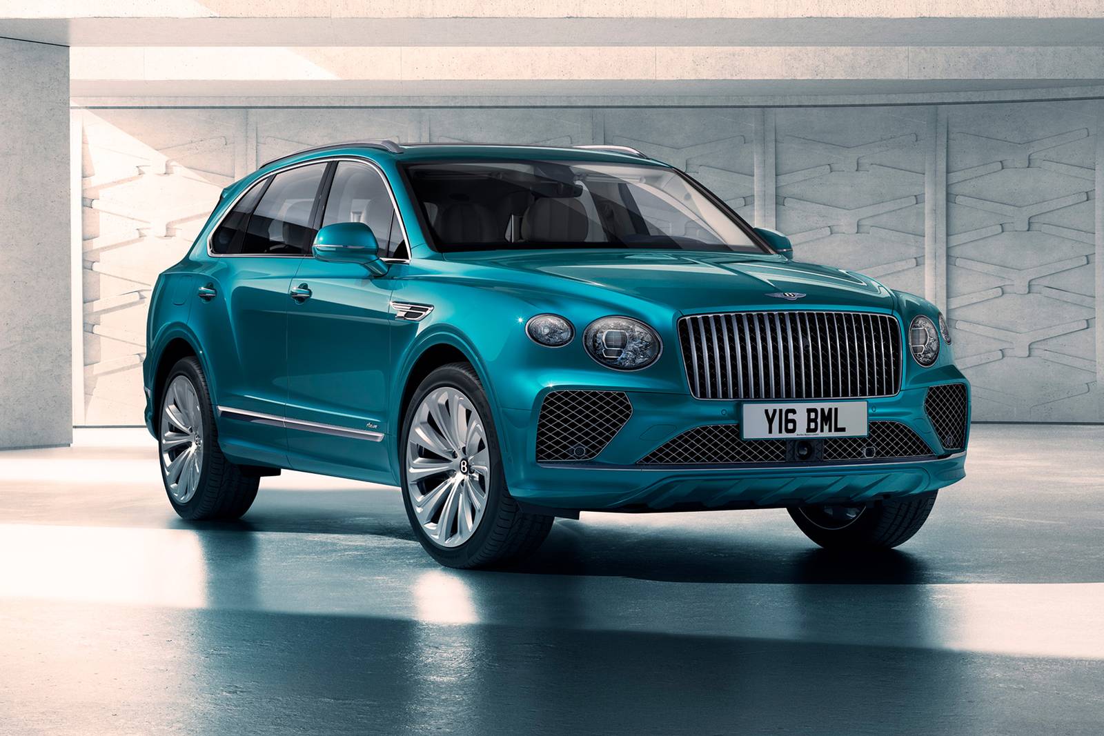 2024 Bentley Bentayga exterior FQ
