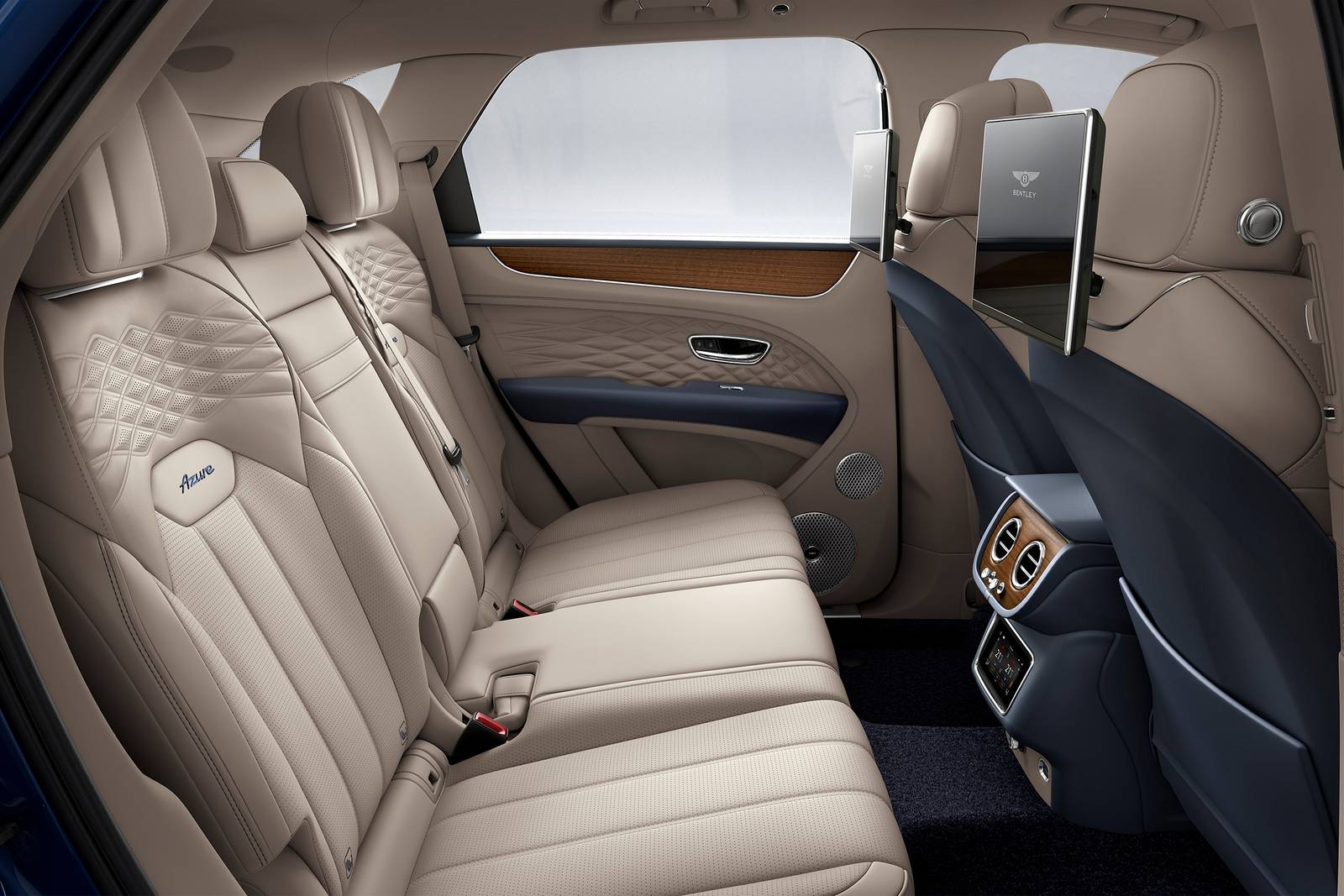 2024 Bentley Bentayga interior RI