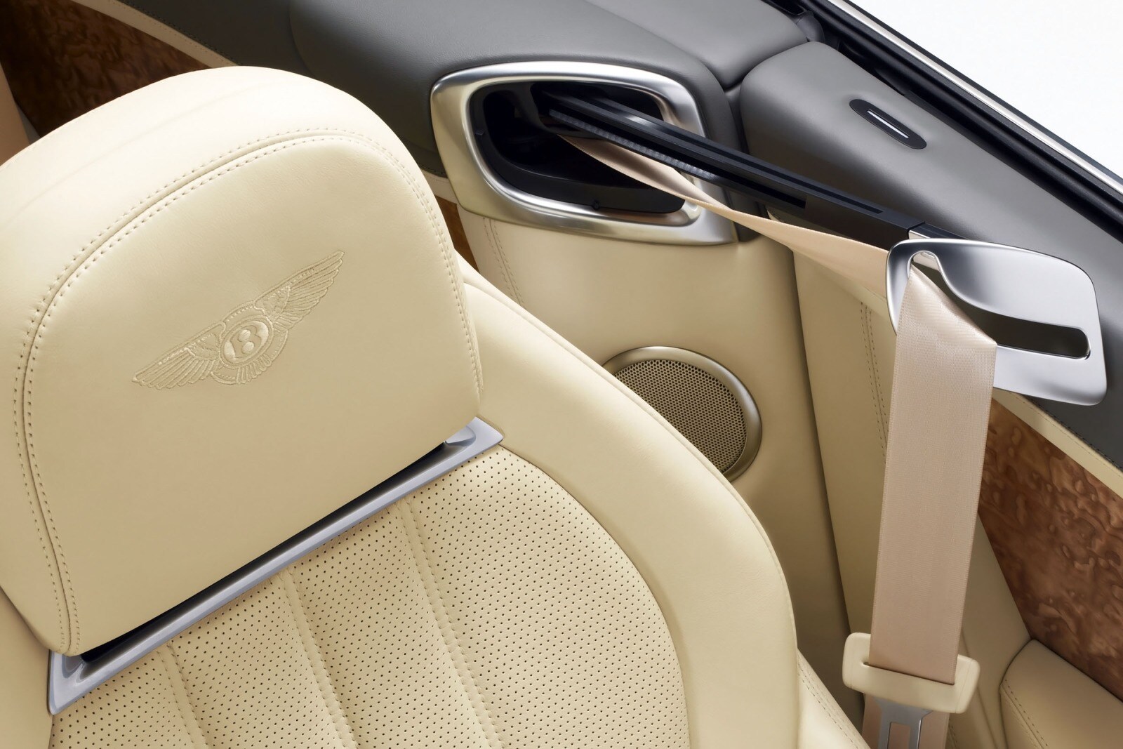 2012 Bentley Continental GTC interior DETAIL