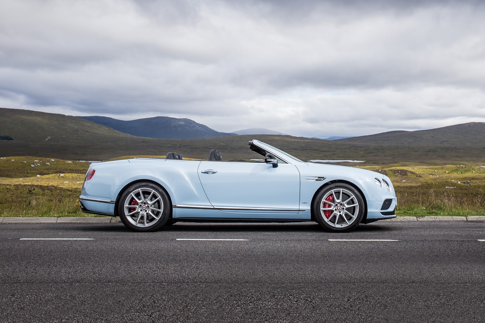 2017 Bentley Continental exterior RQ