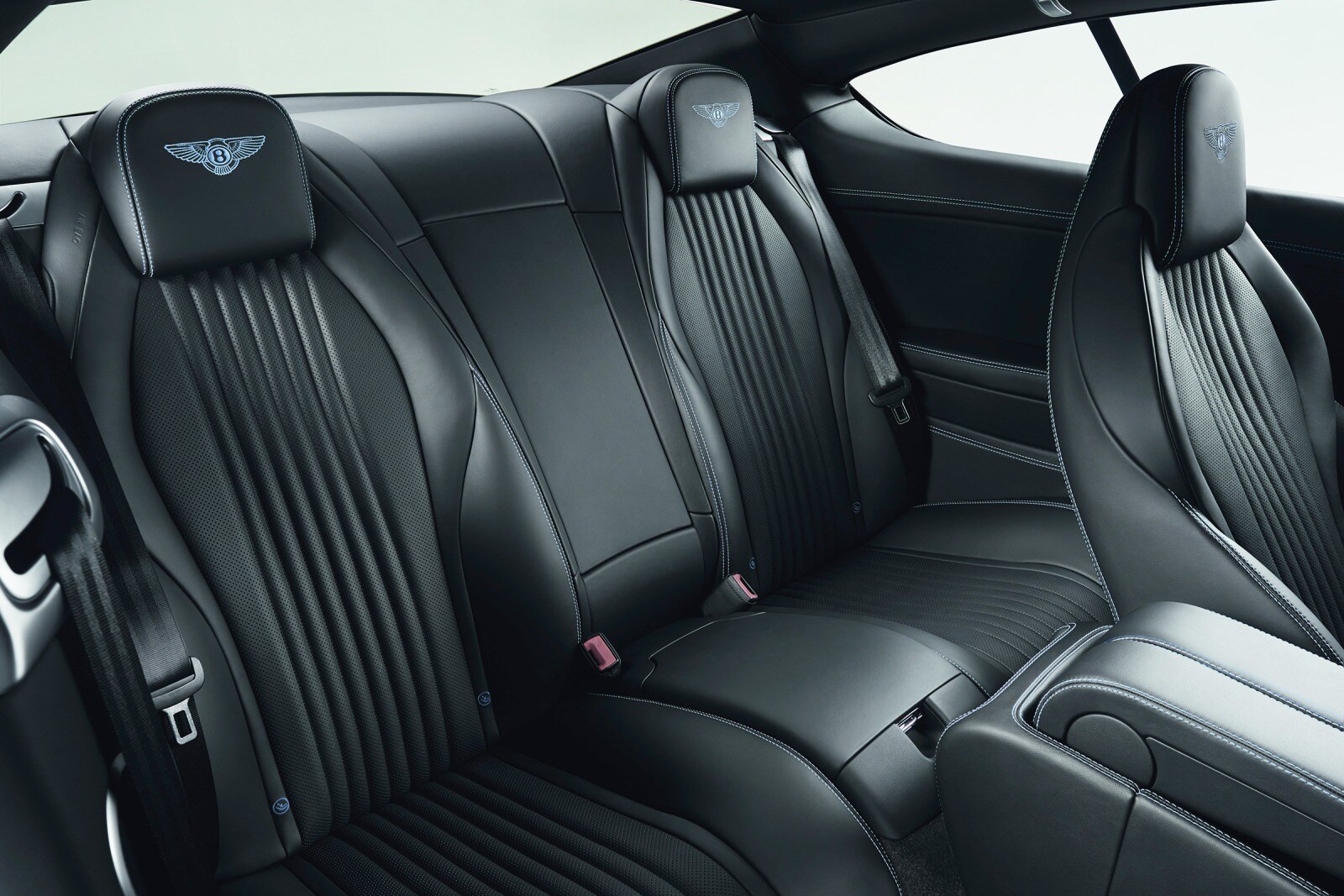2017 Bentley Continental interior RI