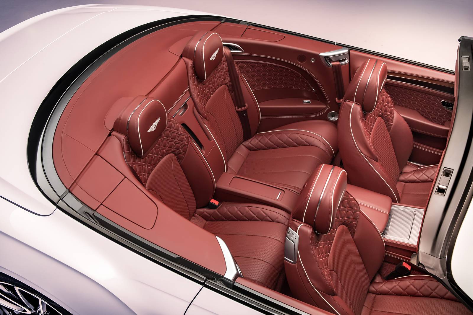 2021 Bentley Continental interior RI