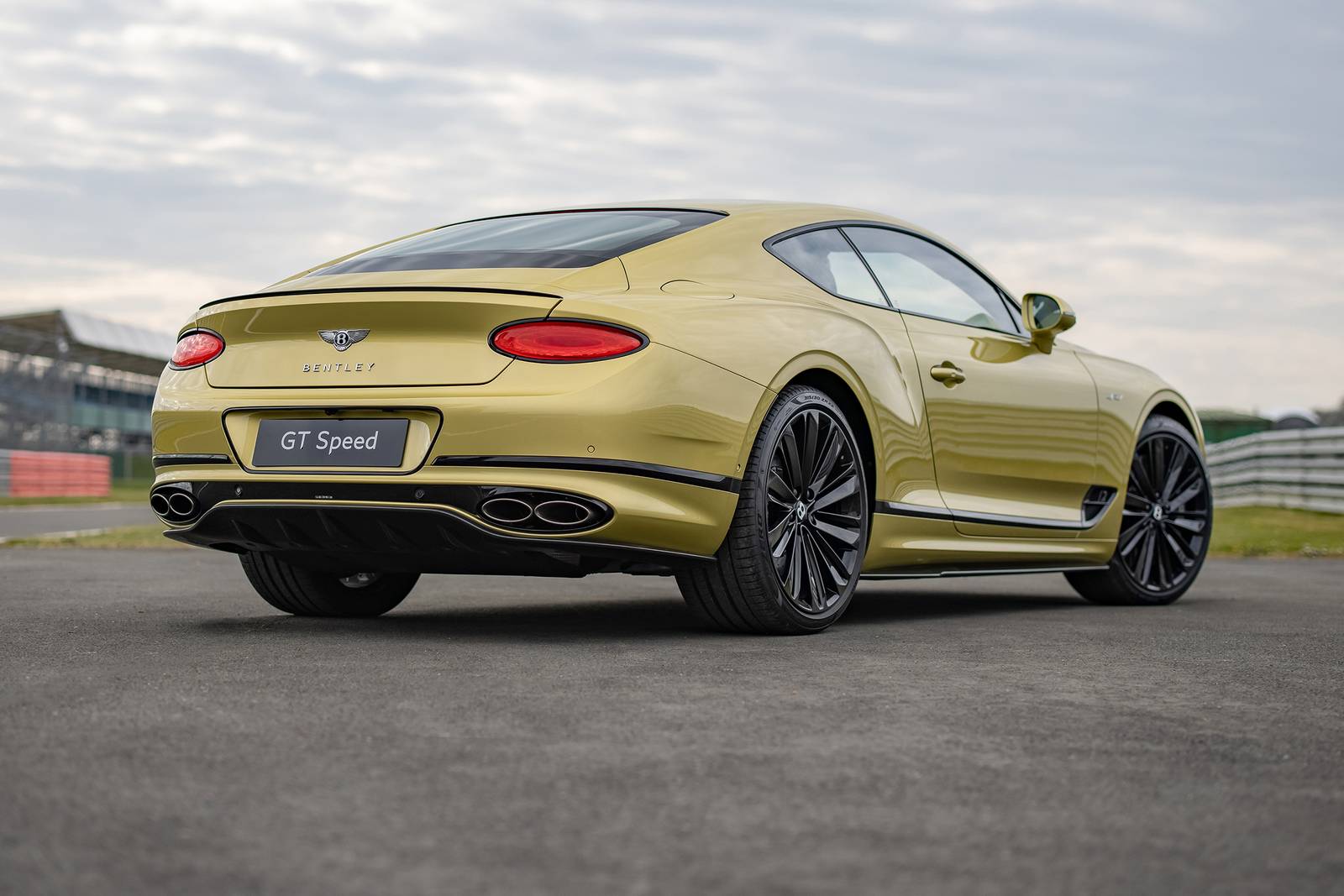 2022 Bentley Continental exterior FQ