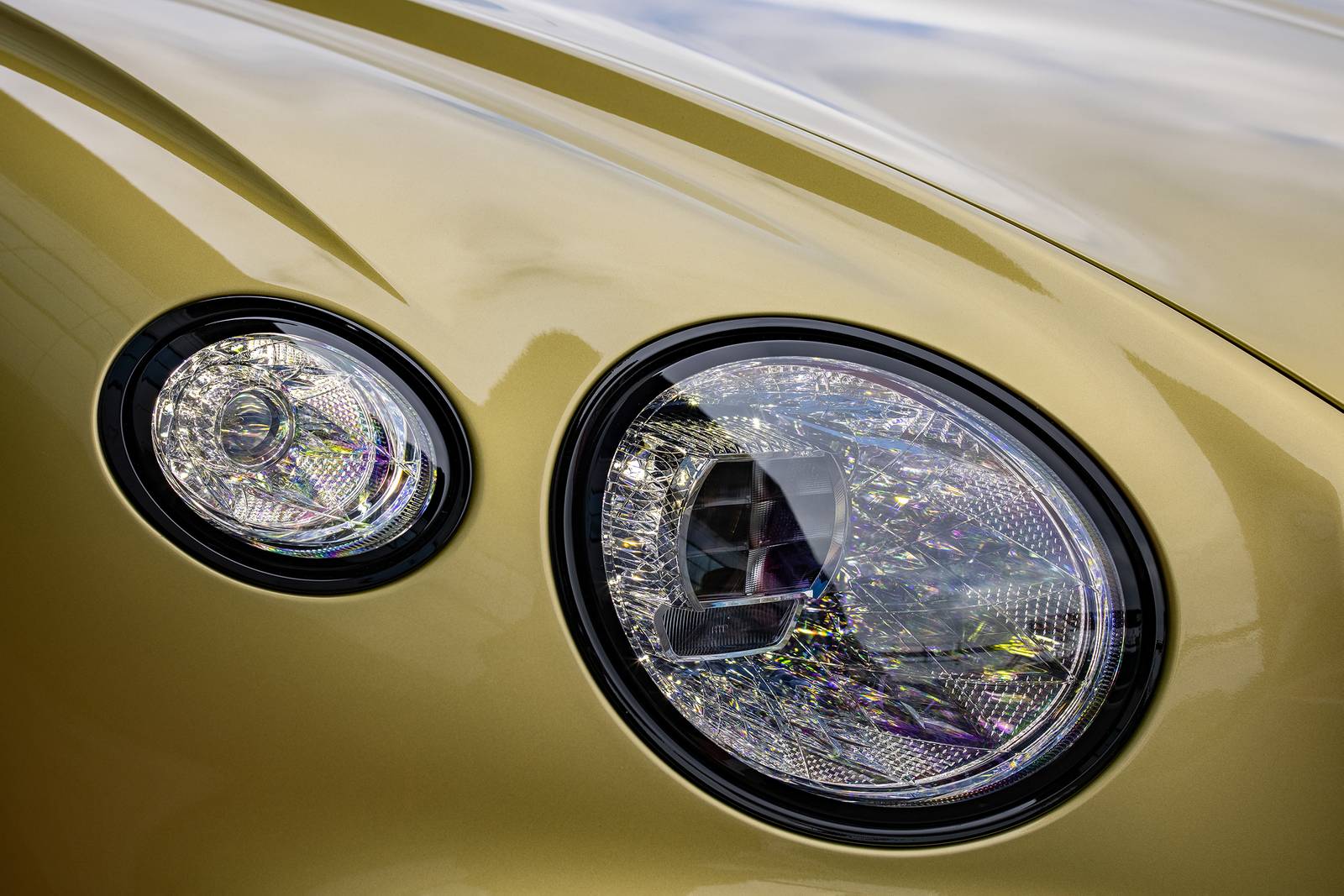 2022 Bentley Continental exterior EDETAIL