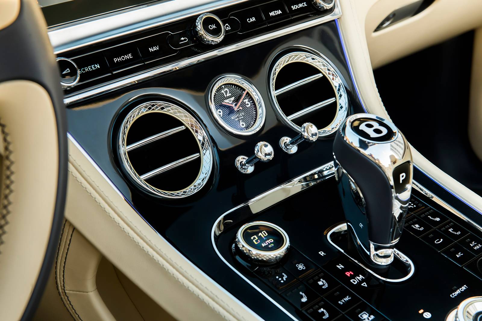 2022 Bentley Continental interior SHF