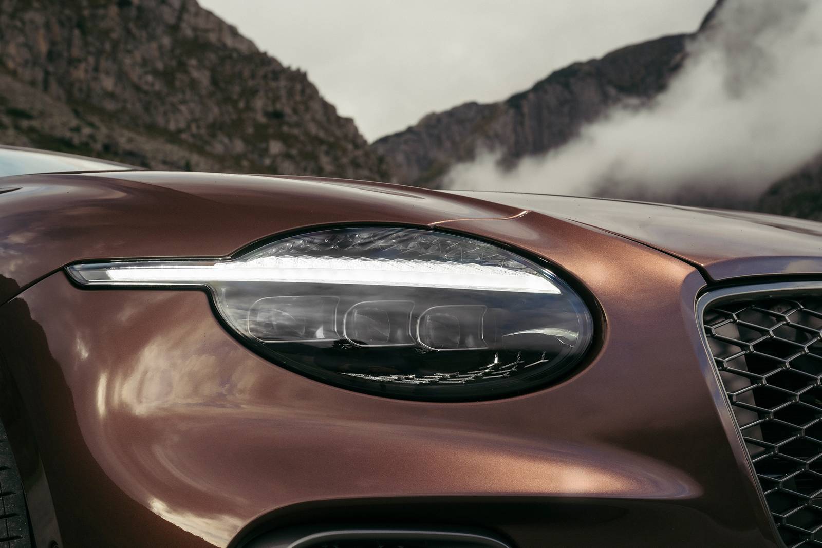2025 Bentley Continental — OEM photo 5