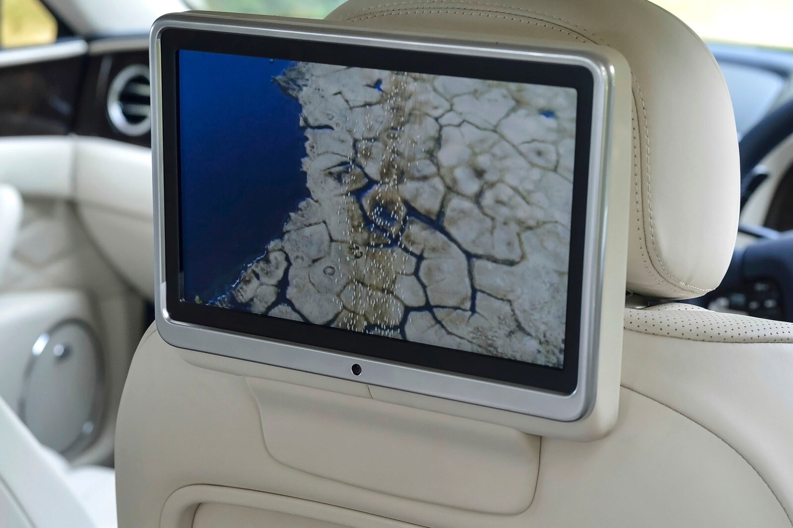 2014 Bentley Flying Spur interior DETAIL