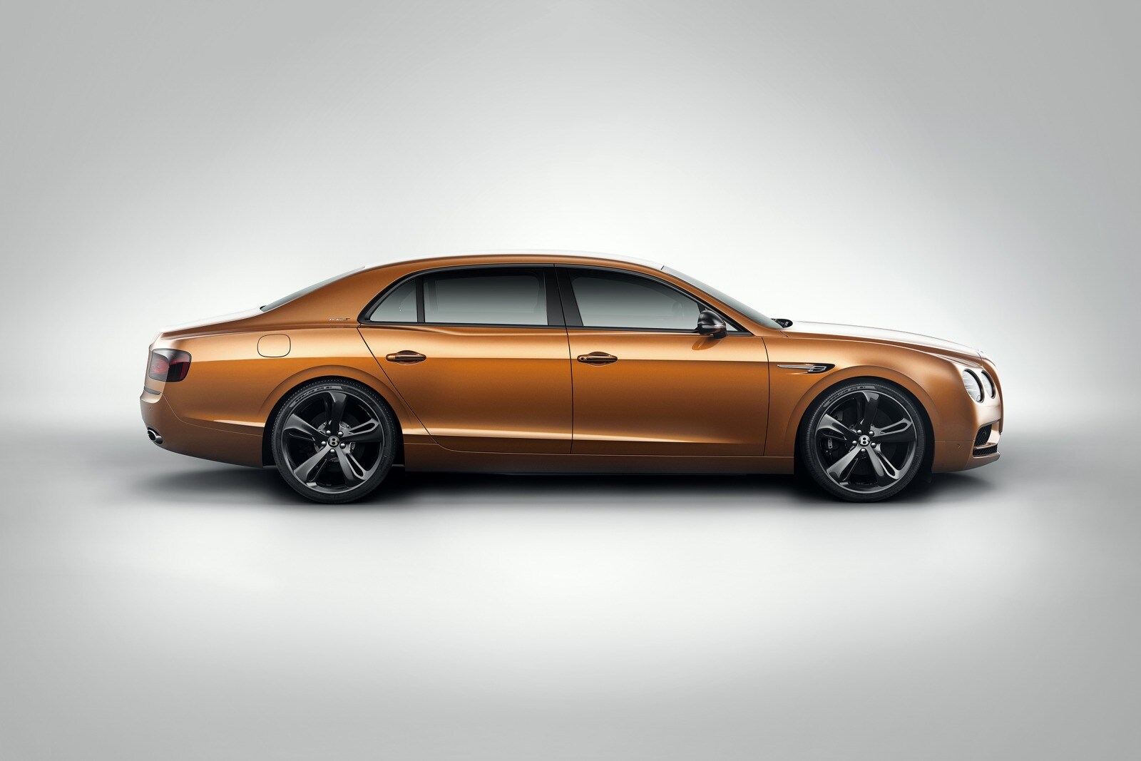 2017 Bentley Flying Spur W12 S Sedan Exterior