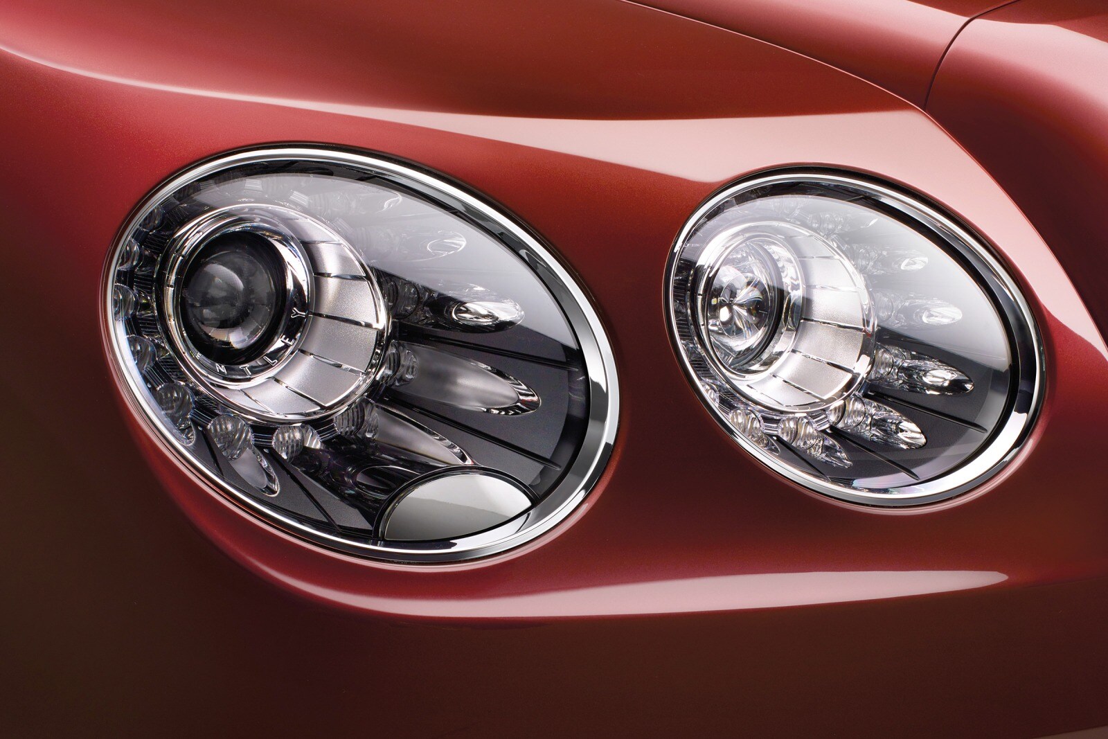 2018 Bentley Flying Spur exterior EDETAIL