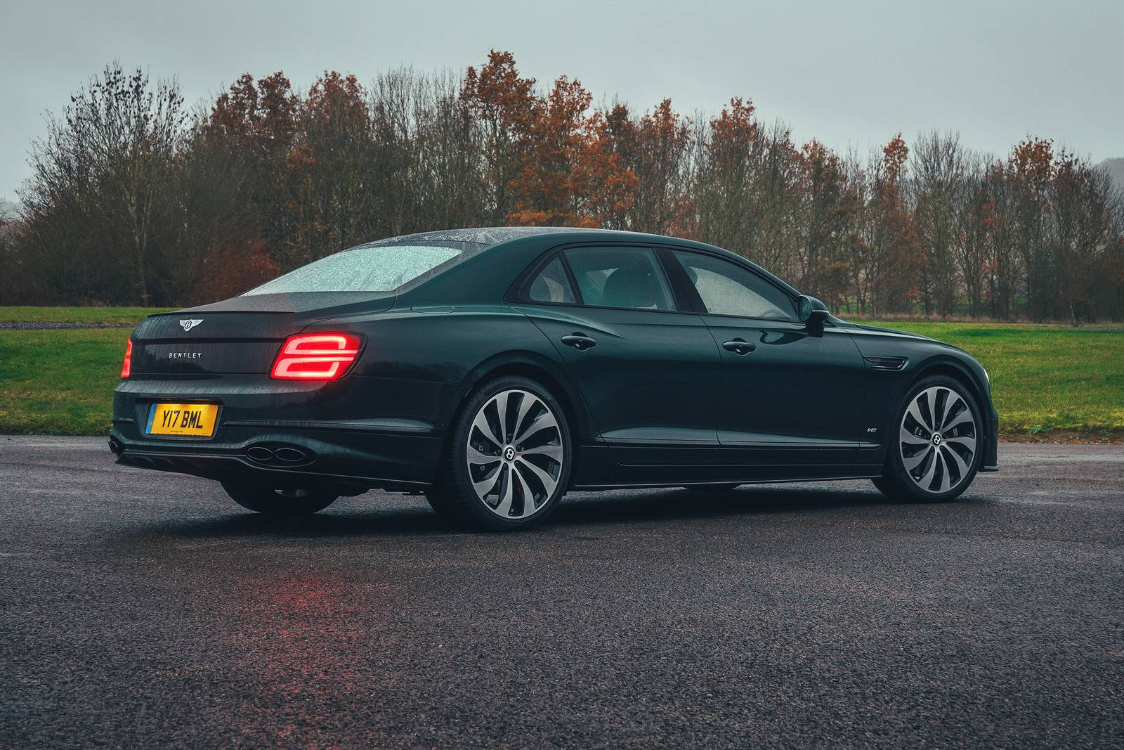 2021 Bentley Flying Spur exterior F