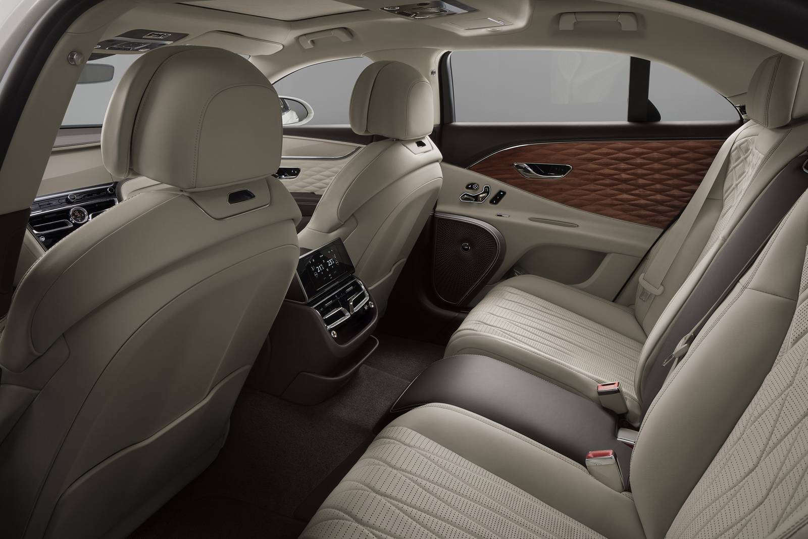 2021 Bentley Flying Spur interior DETAIL
