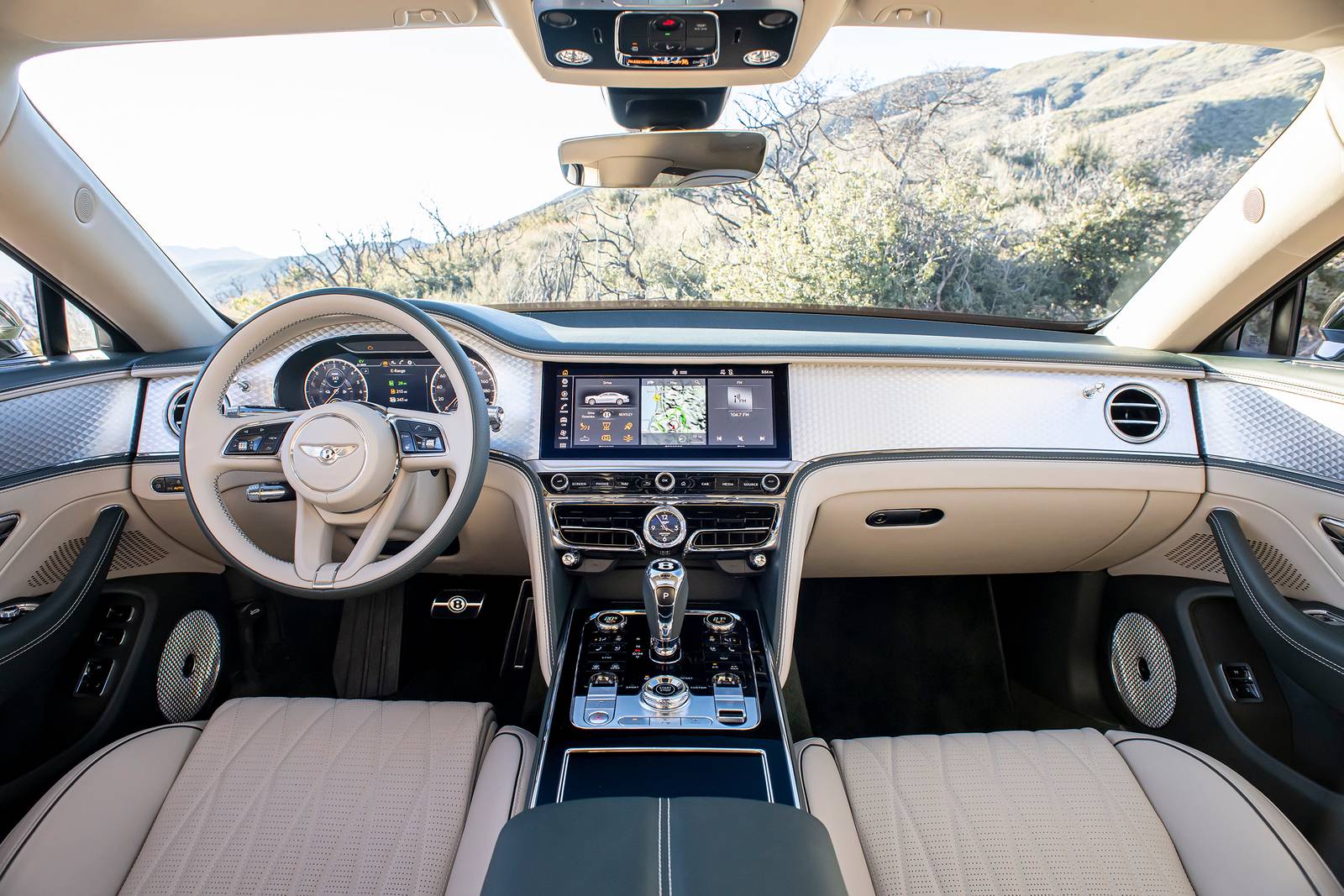 2023 Bentley Flying Spur interior D