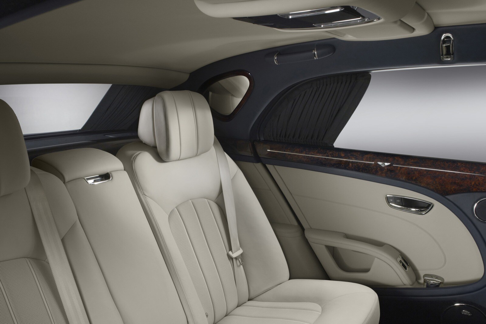 2012 Bentley Mulsanne interior RI