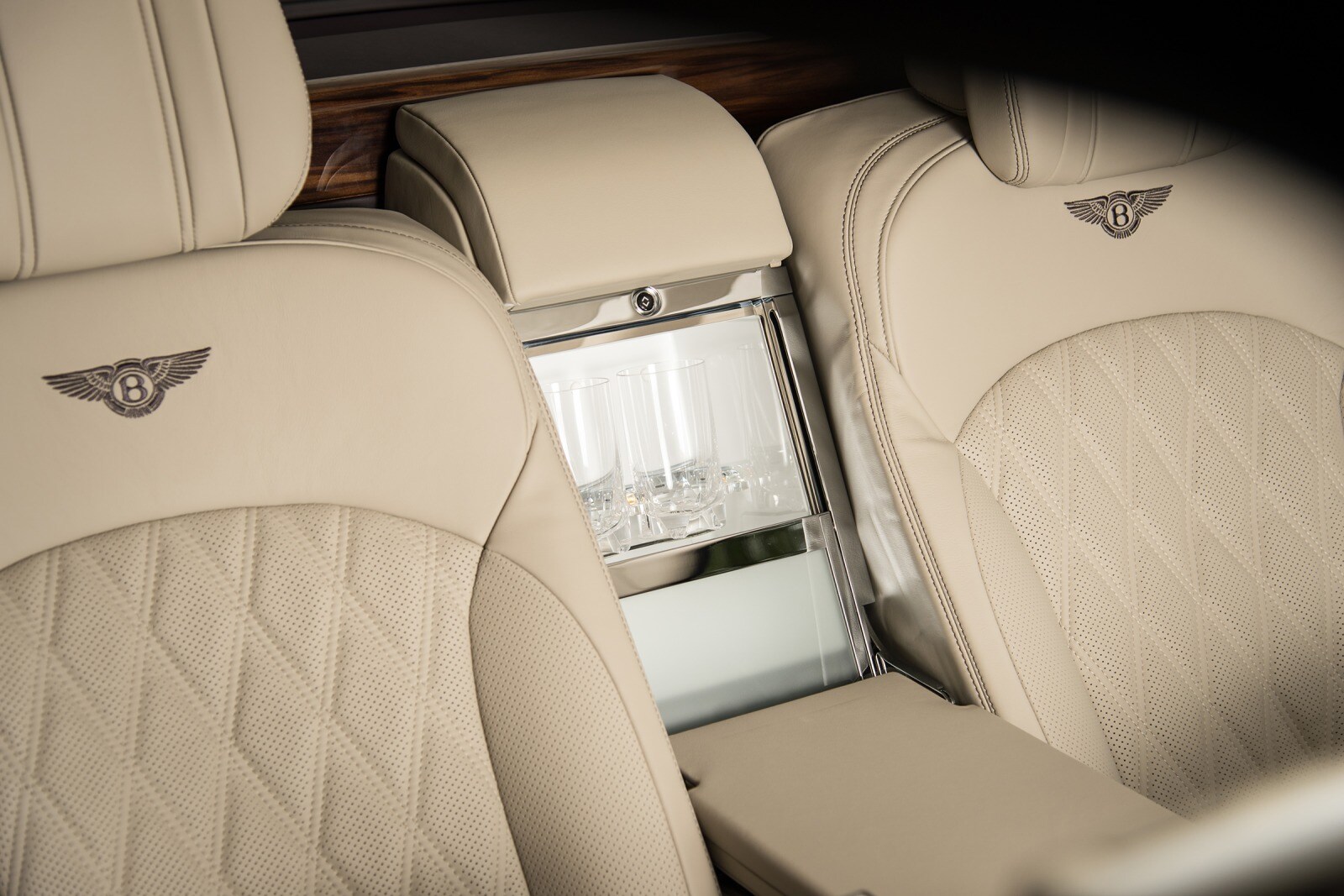 2017 Bentley Mulsanne interior DETAIL