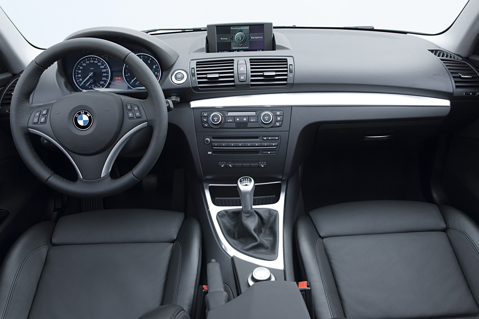 2008 BMW 1 Series interior D