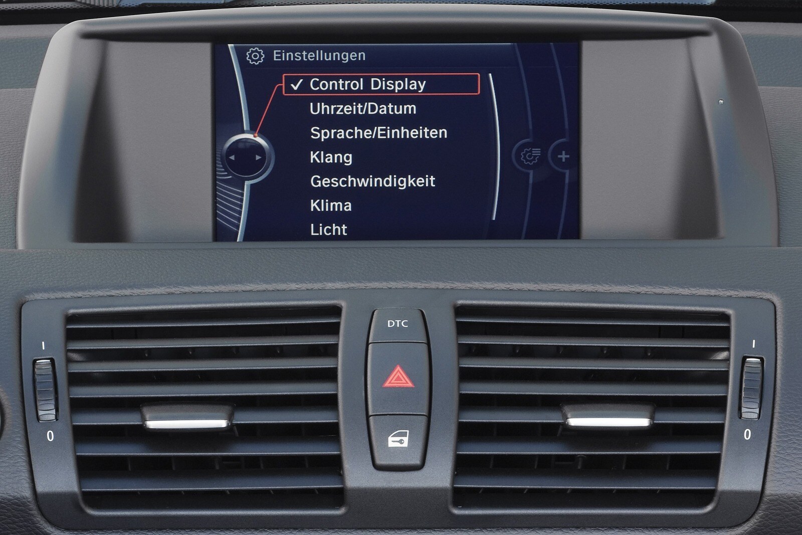 2010 BMW 1 Series interior CC