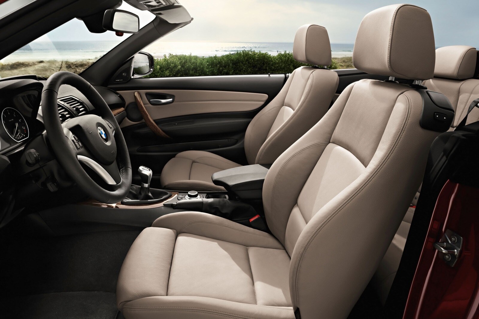 2012 BMW 1 Series interior I