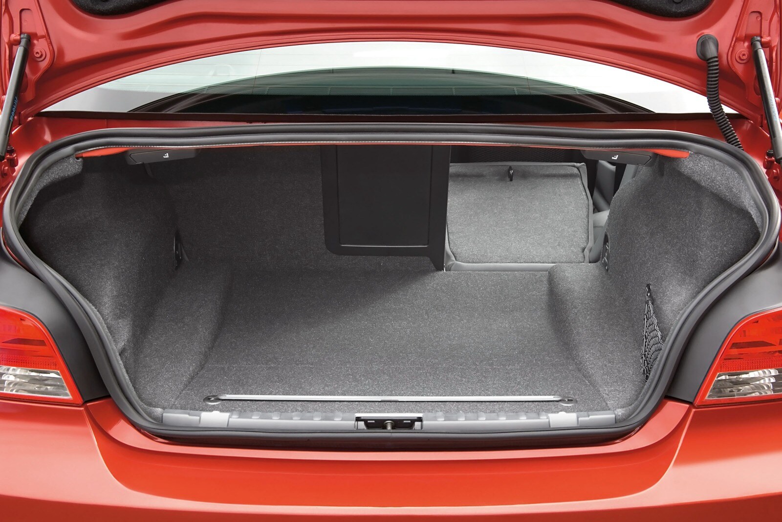 2012 BMW 1 Series interior CARGO