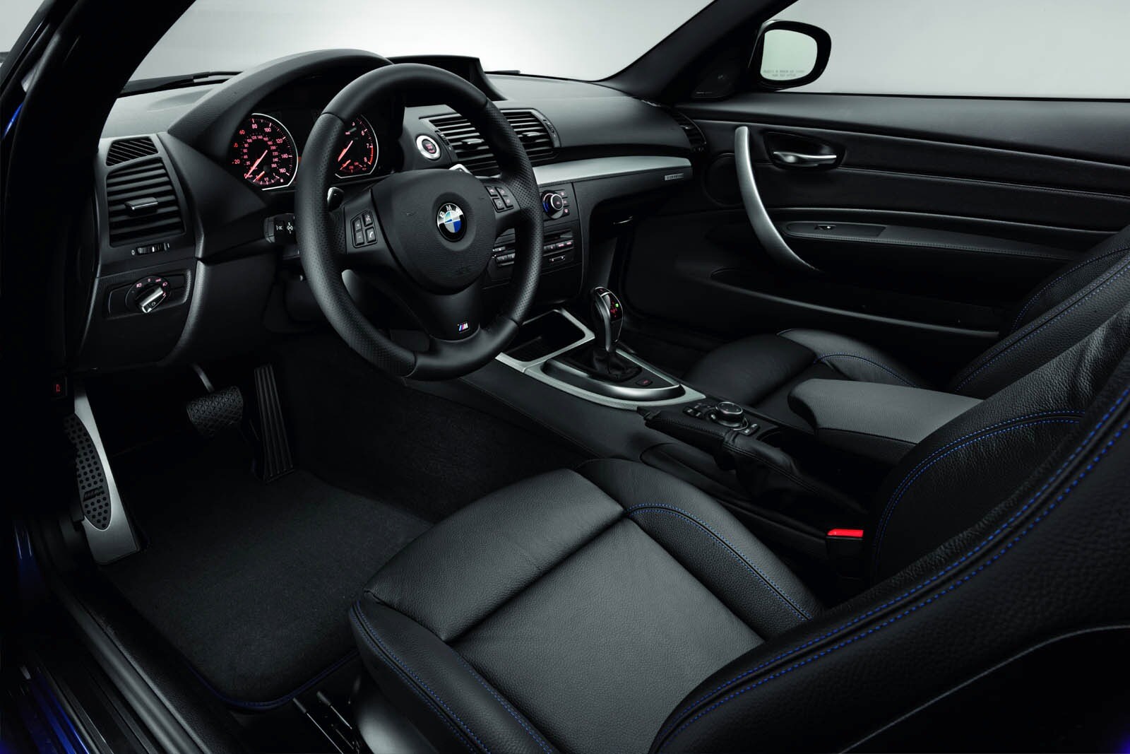 2013 BMW 1 Series interior I