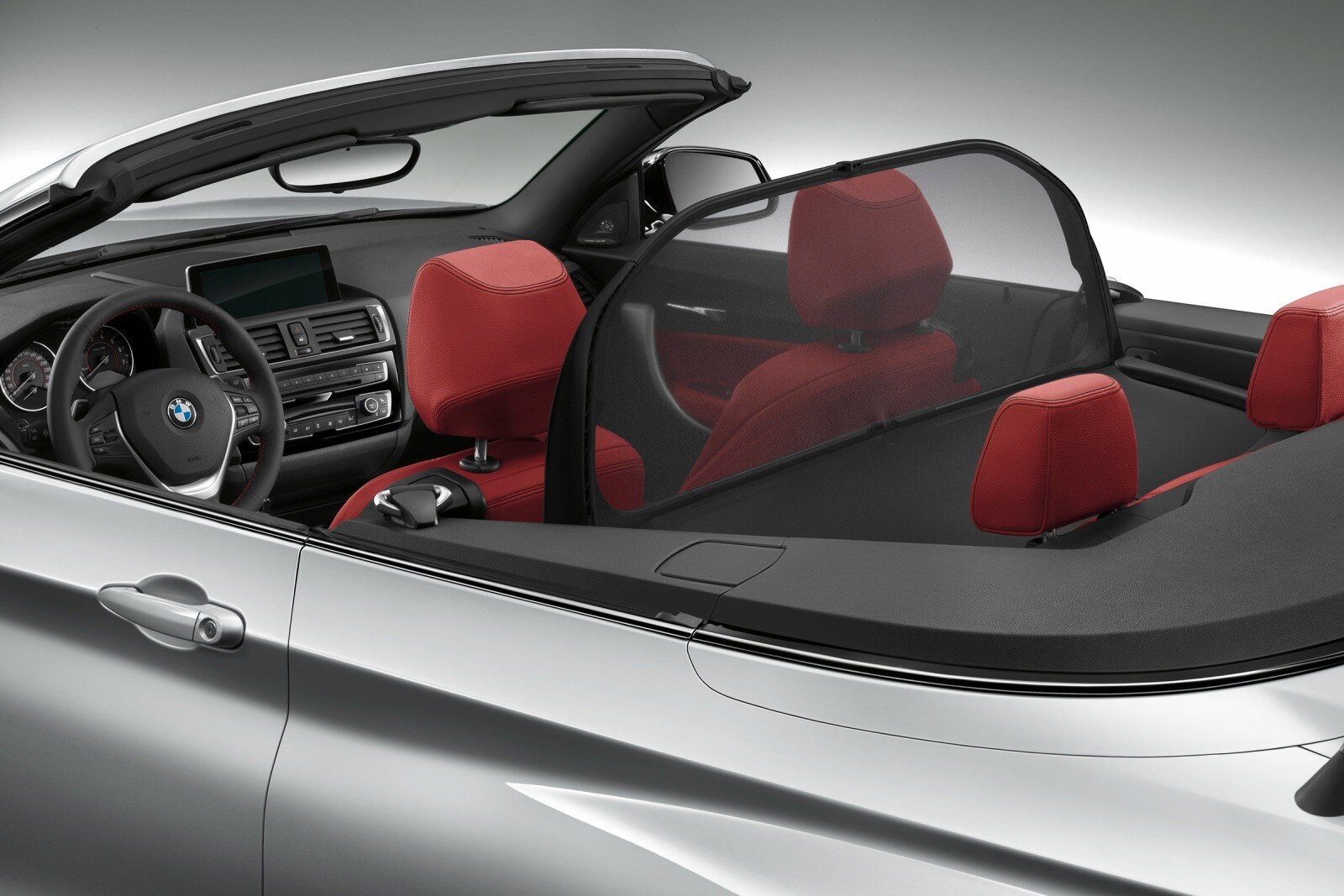 2016 BMW 2 Series interior DETAIL