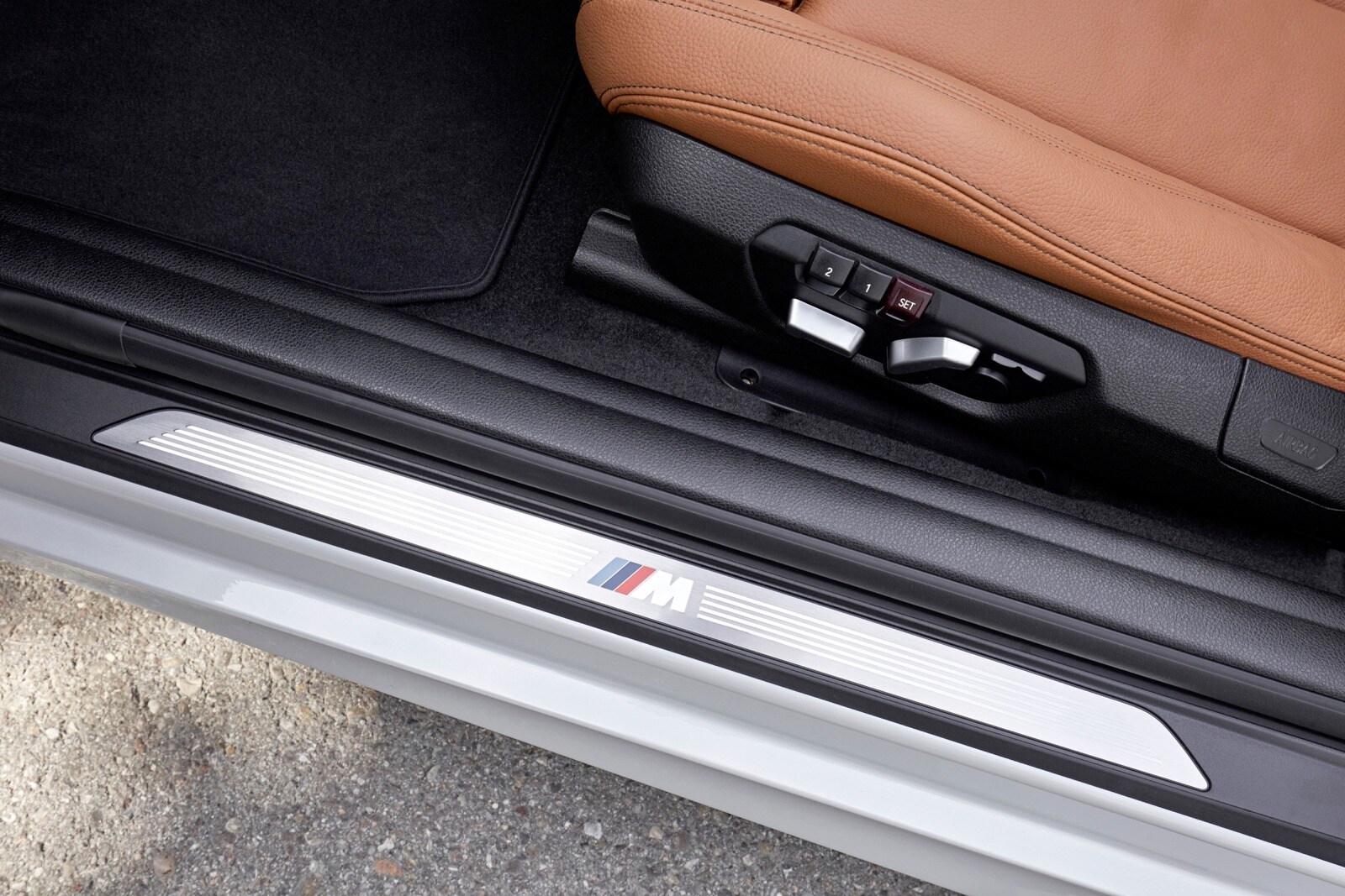 2018 BMW 2 Series interior DETAIL