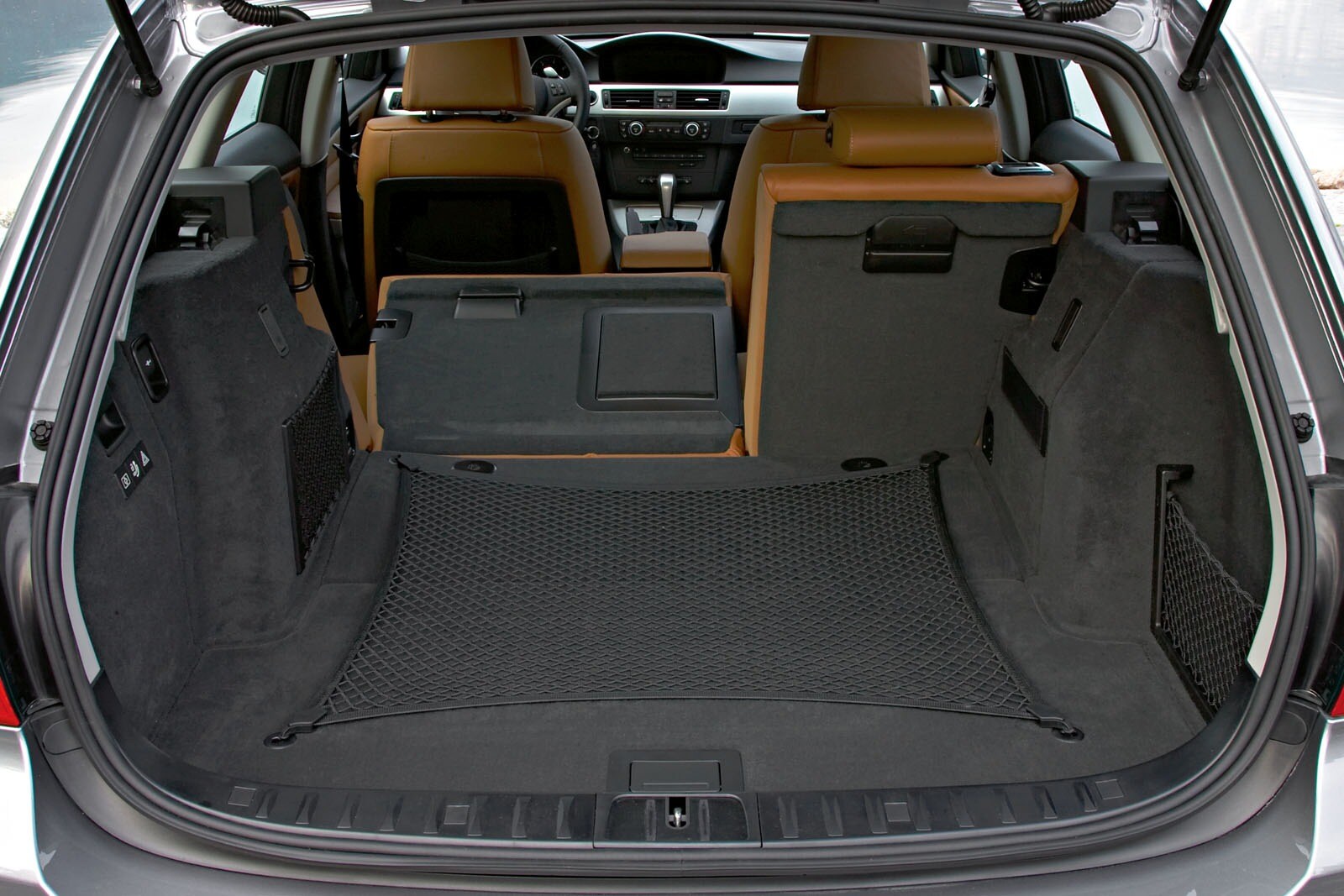 2012 BMW 3 Series interior CARGO