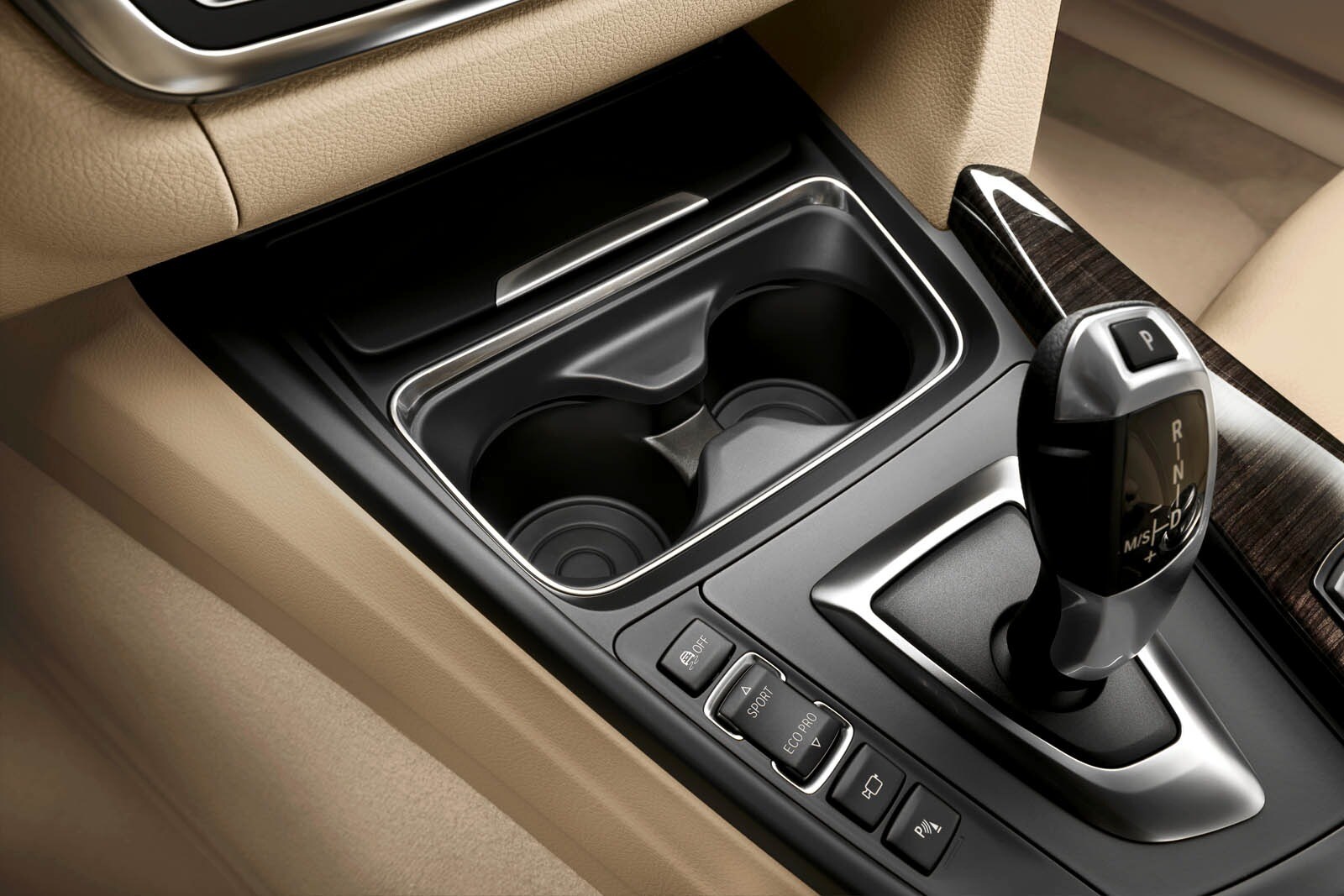 2013 BMW 3 Series interior CUP