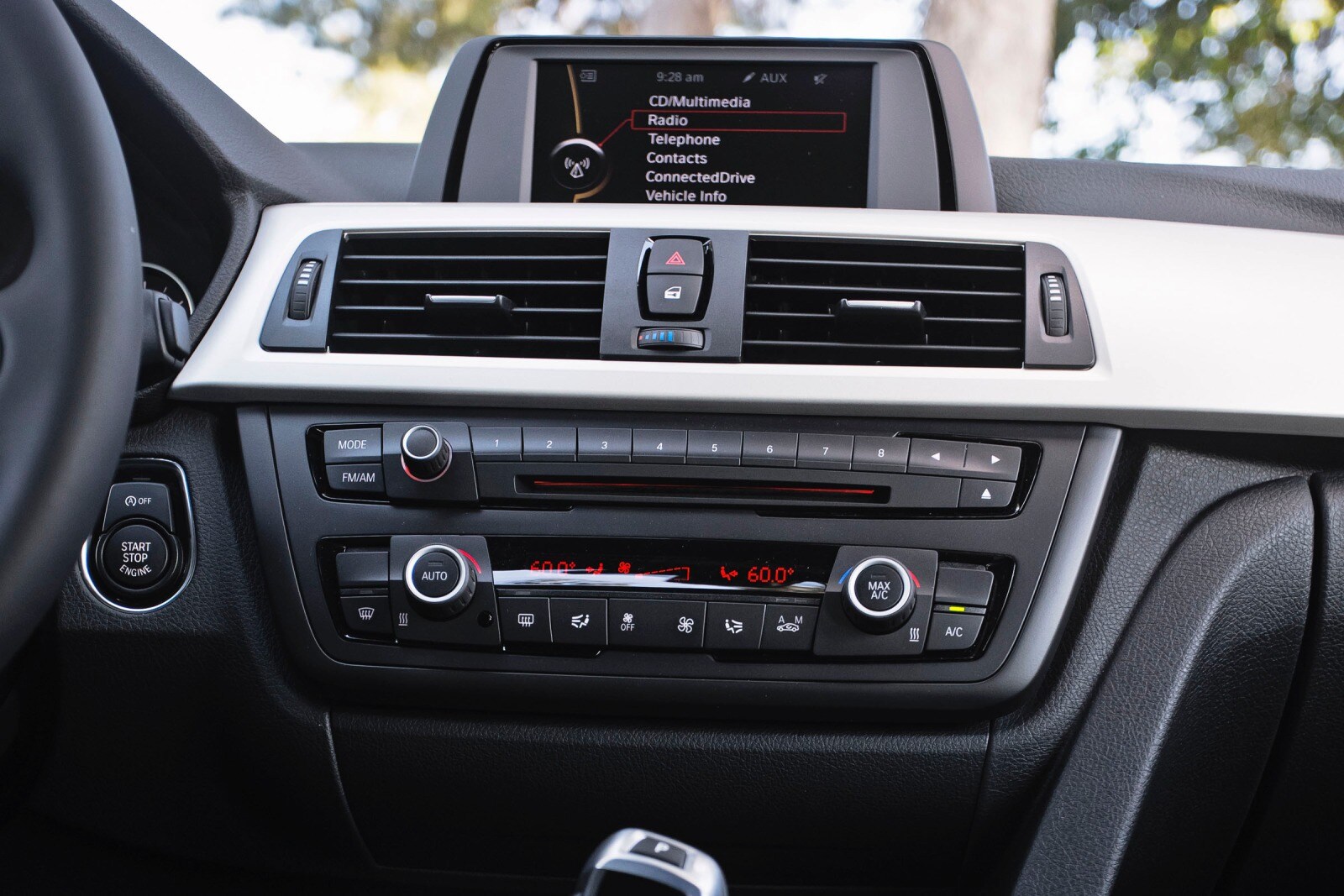 2014 BMW 3 Series interior CC