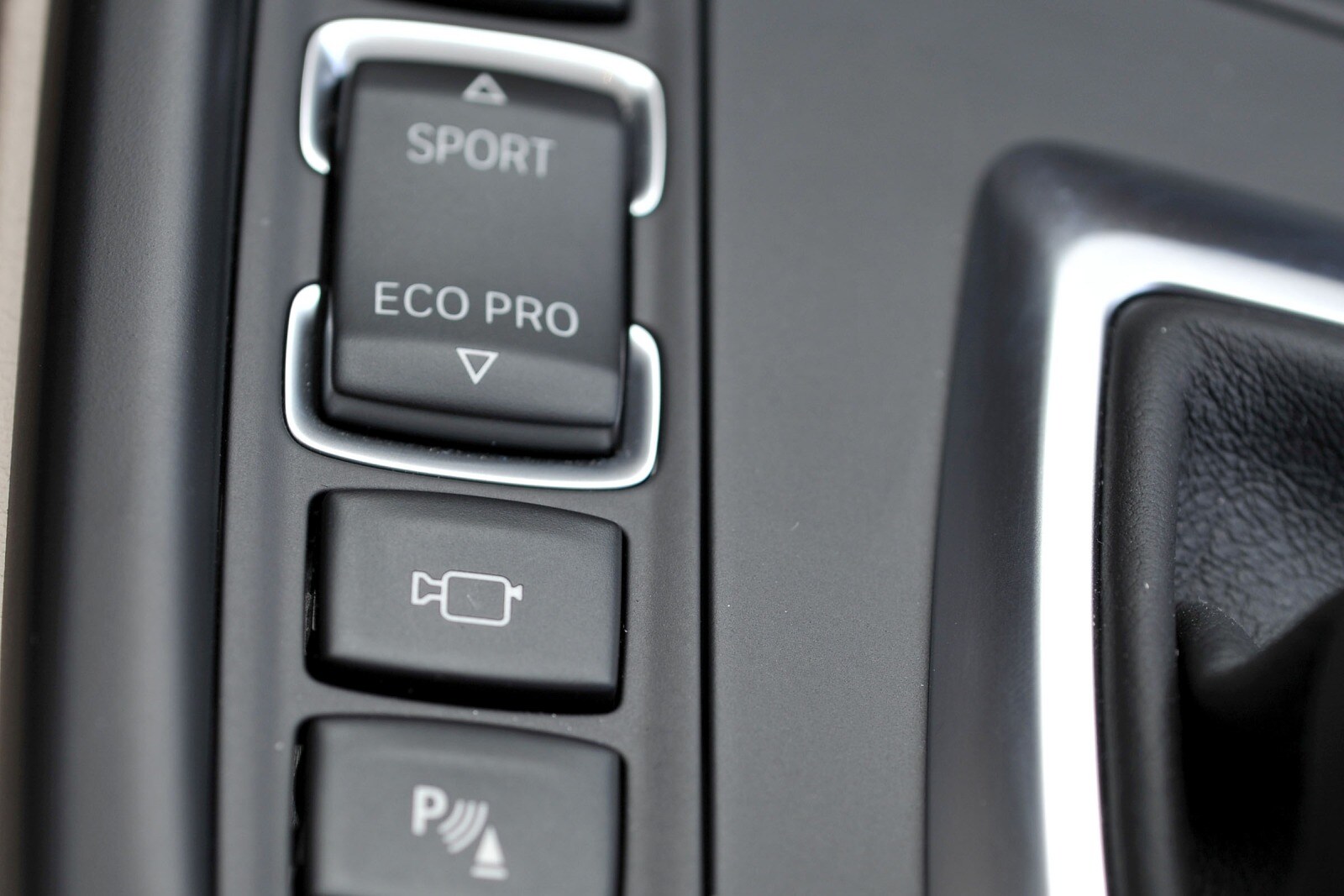 2014 BMW 3 Series interior AUXCTRL