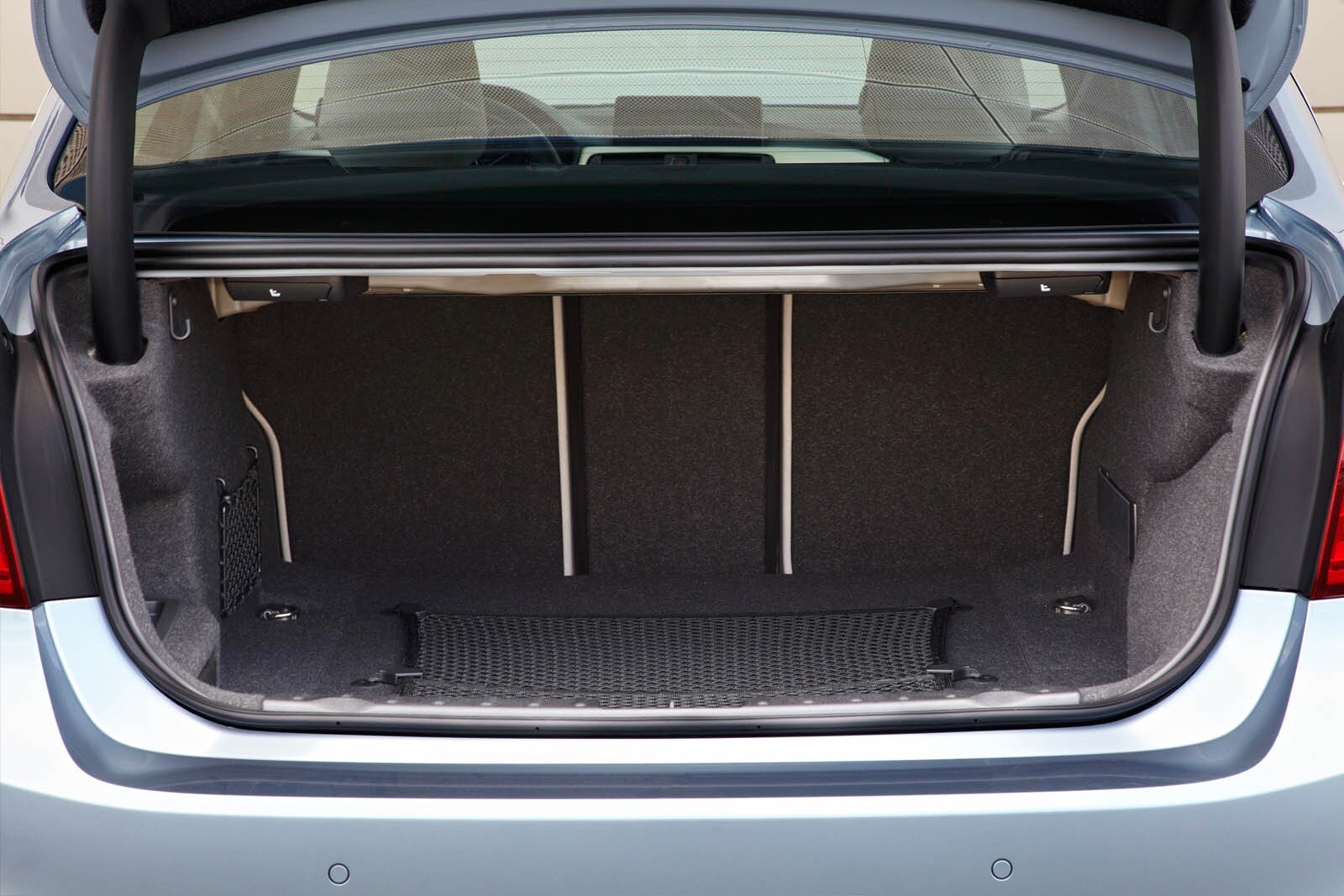 2014 BMW 3 Series interior CARGO