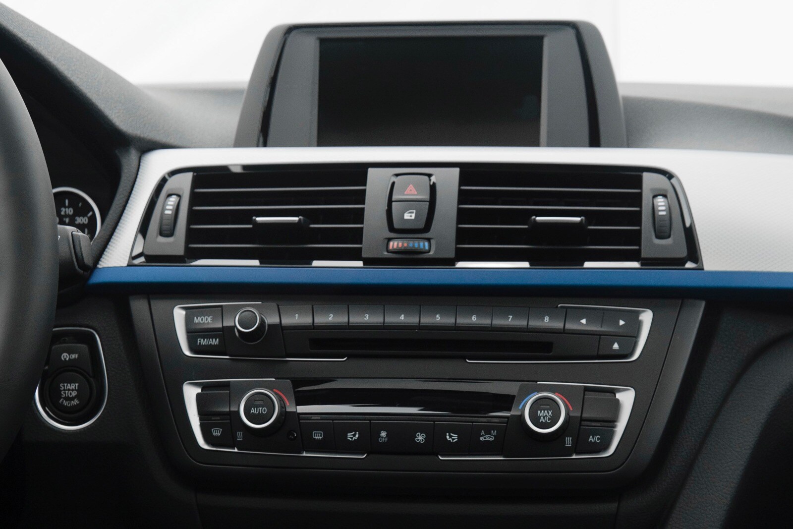 2015 BMW 3 Series interior CC