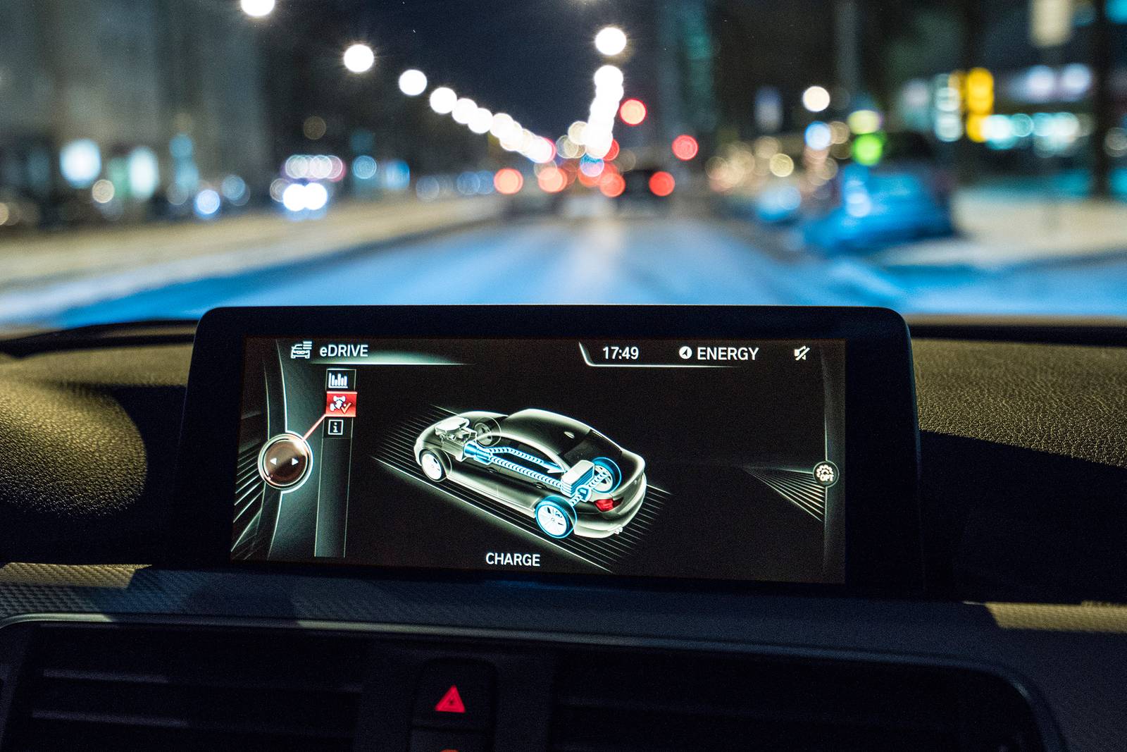2018 BMW 3 Series interior CC