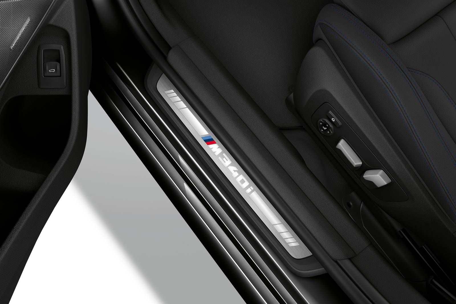 2020 BMW 3 Series interior DETAIL