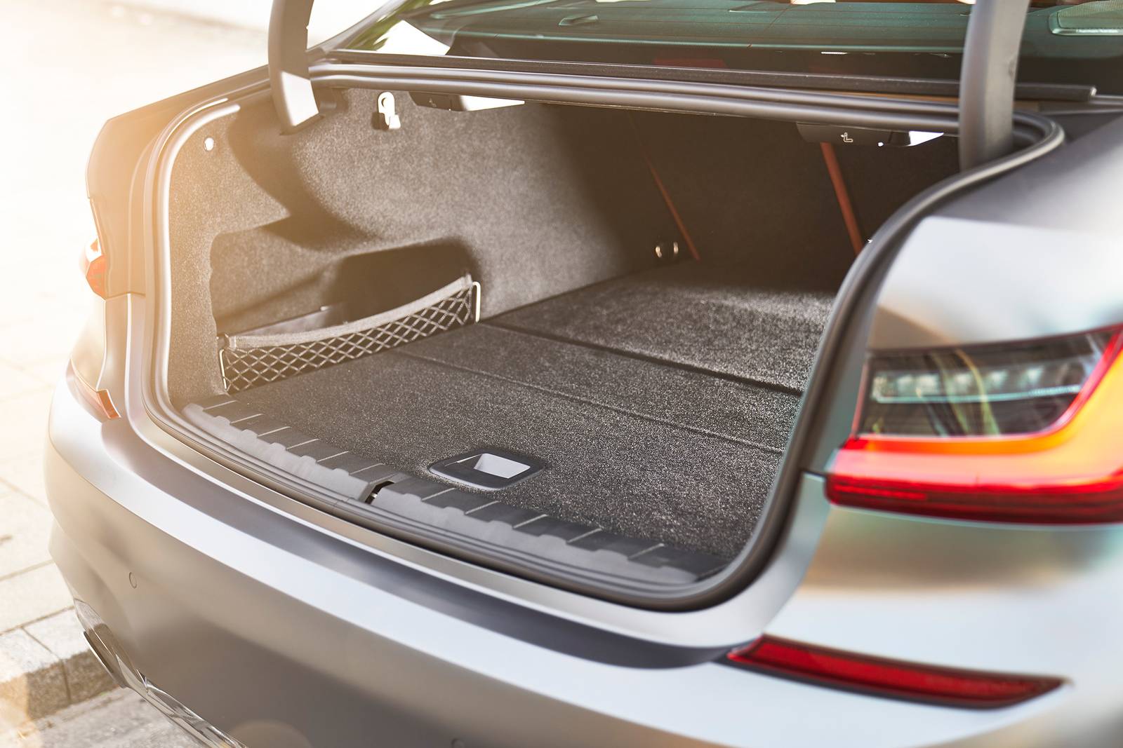 2021 BMW 3 Series interior CARGO