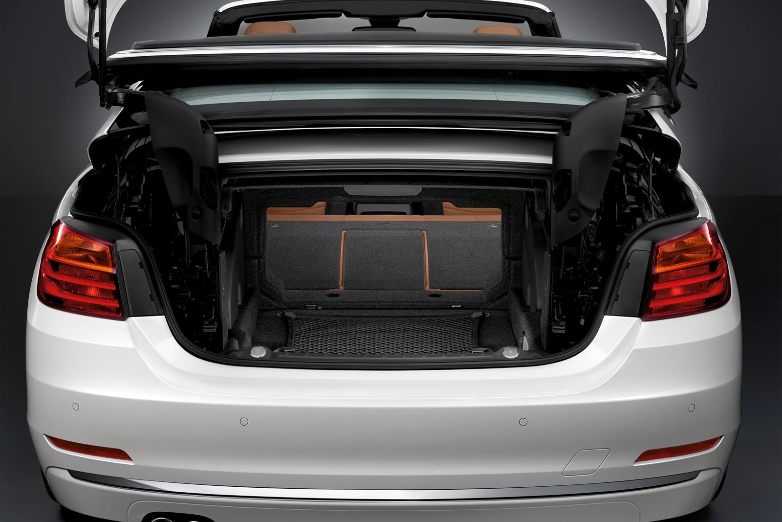 2017 BMW 4 Series interior CARGO