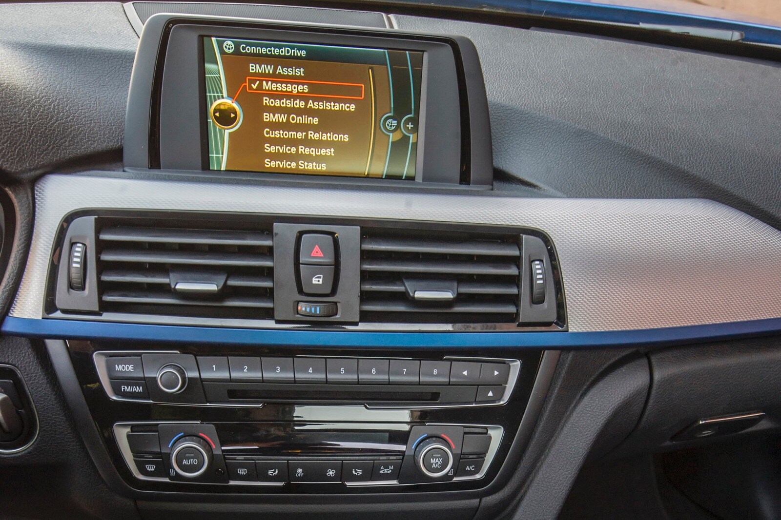 2017 BMW 4 Series interior CC