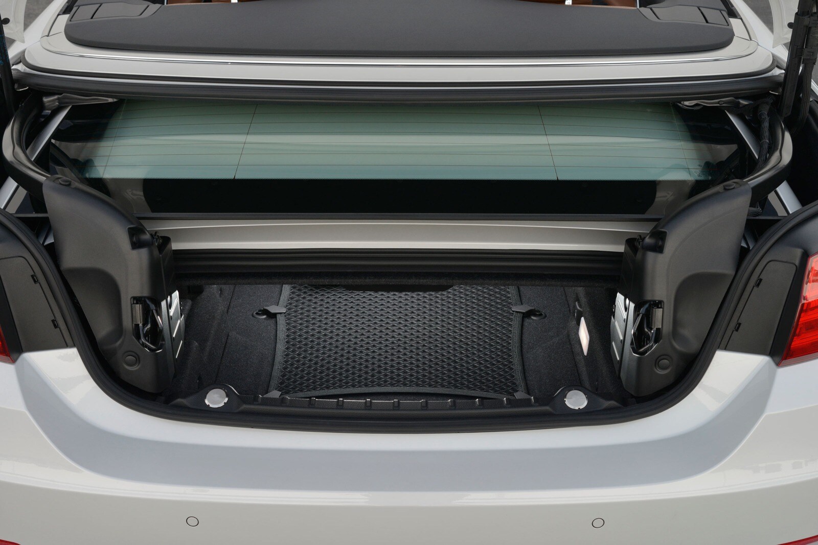 2017 BMW 4 Series interior CARGO