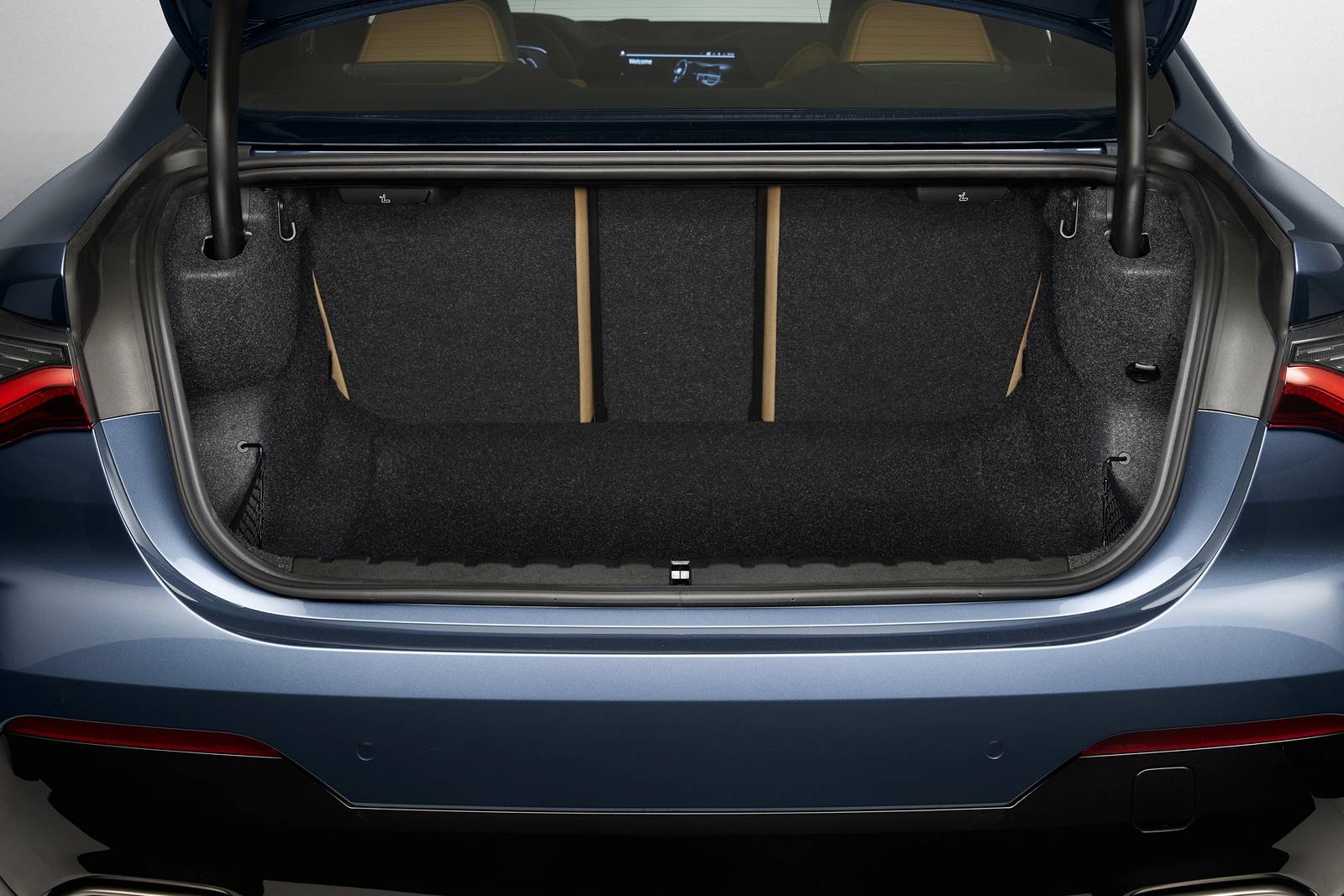 2020 BMW 4 Series interior CARGO