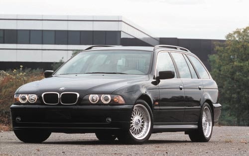 2001 BMW 525i Sport Wagon Shown