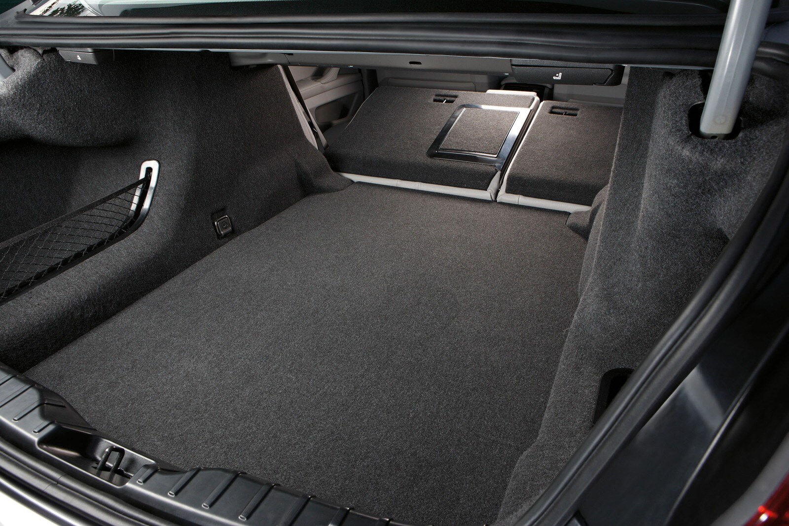 2012 BMW 5 Series interior CARGO