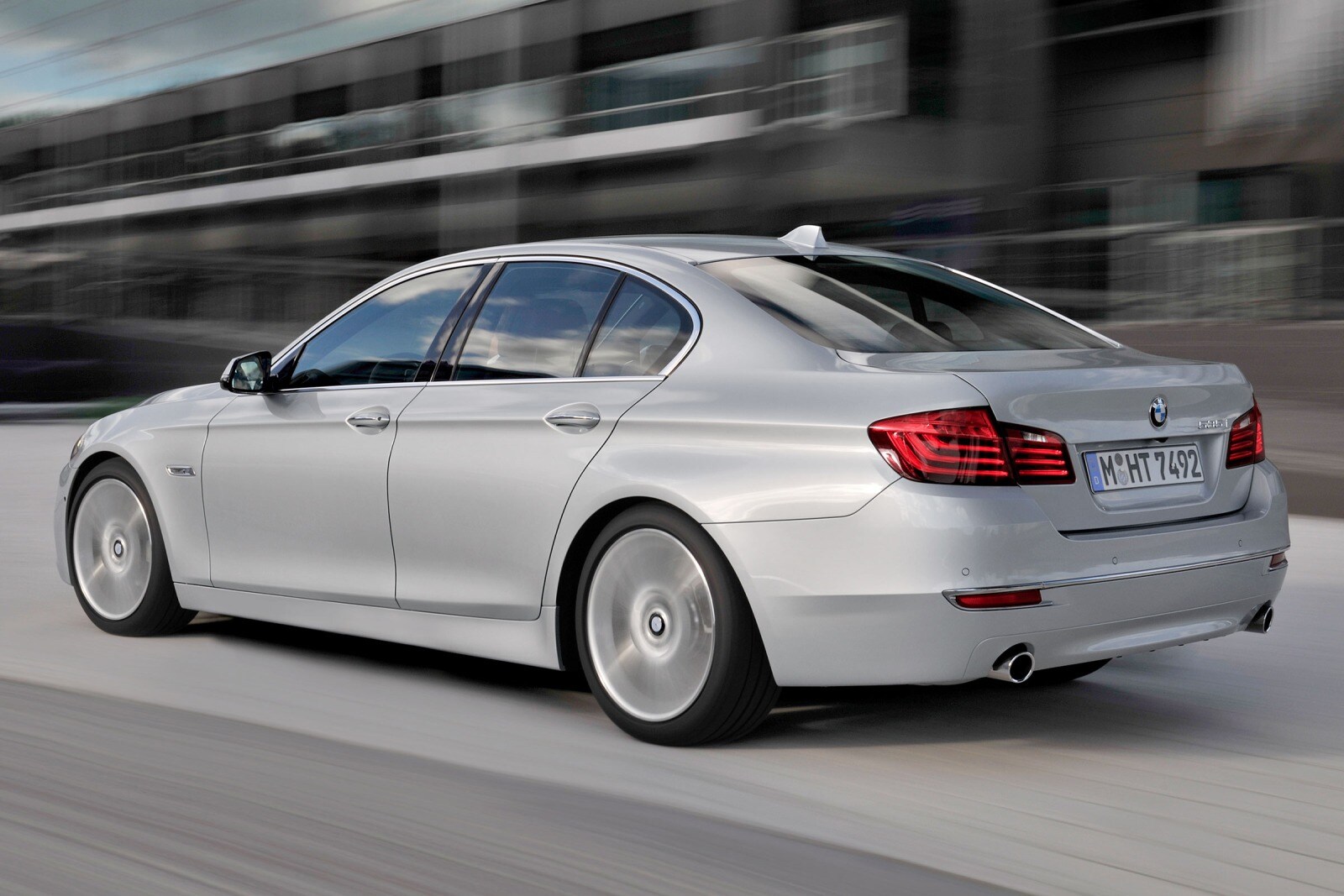 2016 BMW 5 Series exterior F