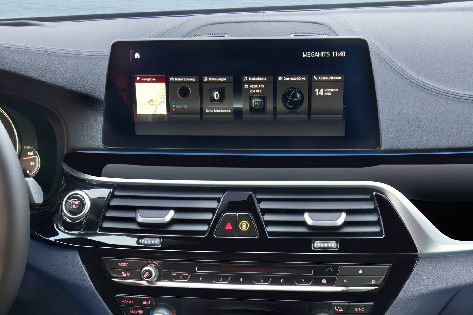 2020 BMW 5 Series interior CC