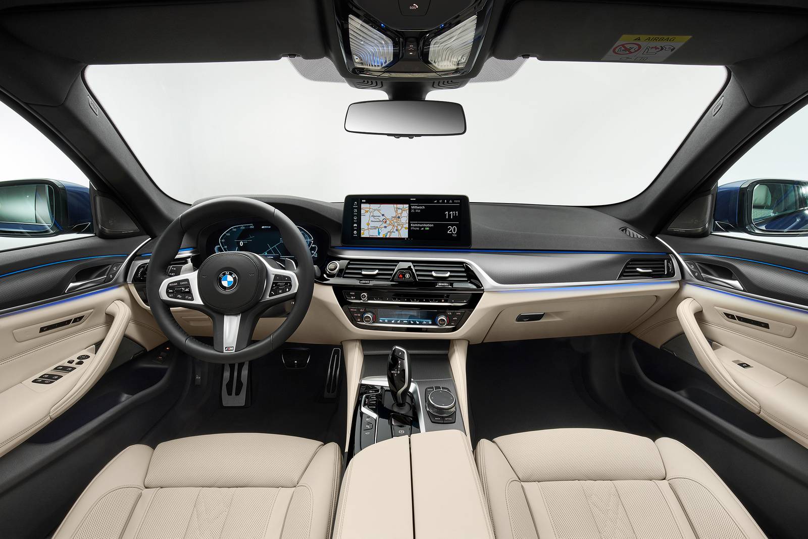 2022 BMW 5 Series interior D